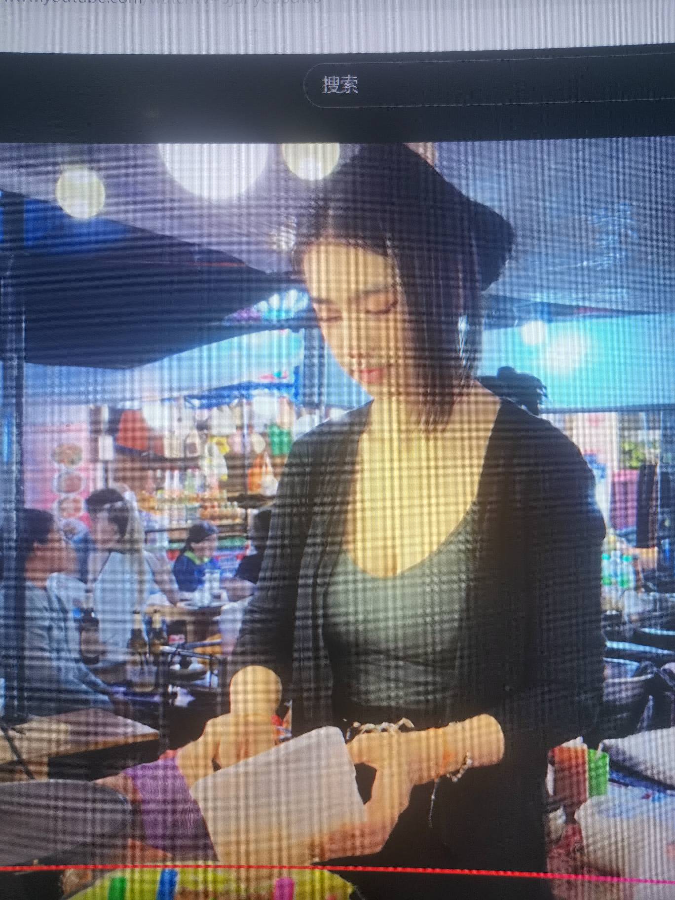 这泰国男的整成这个样老哥们愿意上吗？下面还没割掉。

16 / 作者:pp你好 / 