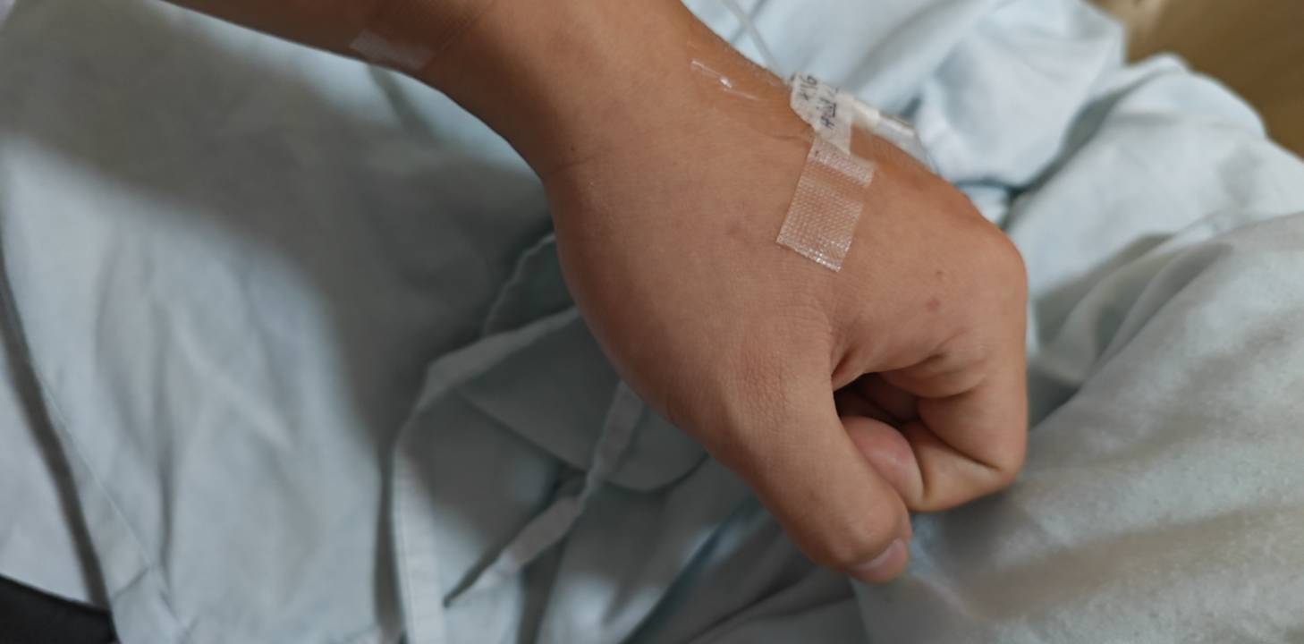 发个进医院都被删 无语 吃我一记军体拳

1 / 作者:陈子豪zzy / 