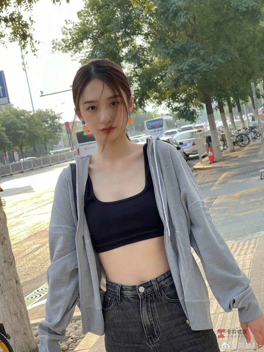 为什么男的都喜欢欺负我们女孩子

26 / 作者:无聊了吗 / 