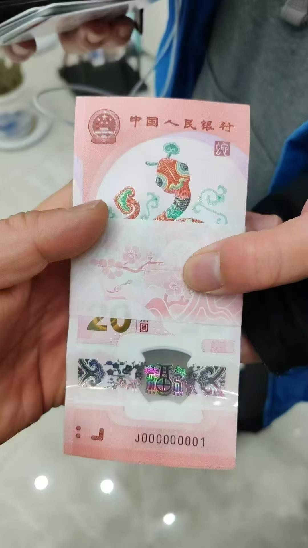 拿下靓号值多少发财不

19 / 作者:毛毛毛毛毛毛毛 / 