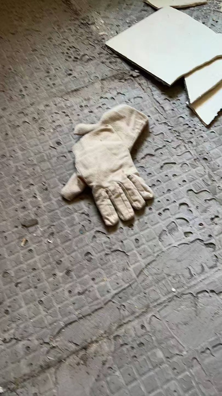 一天200、加油

90 / 作者:卡侬-课代表 / 