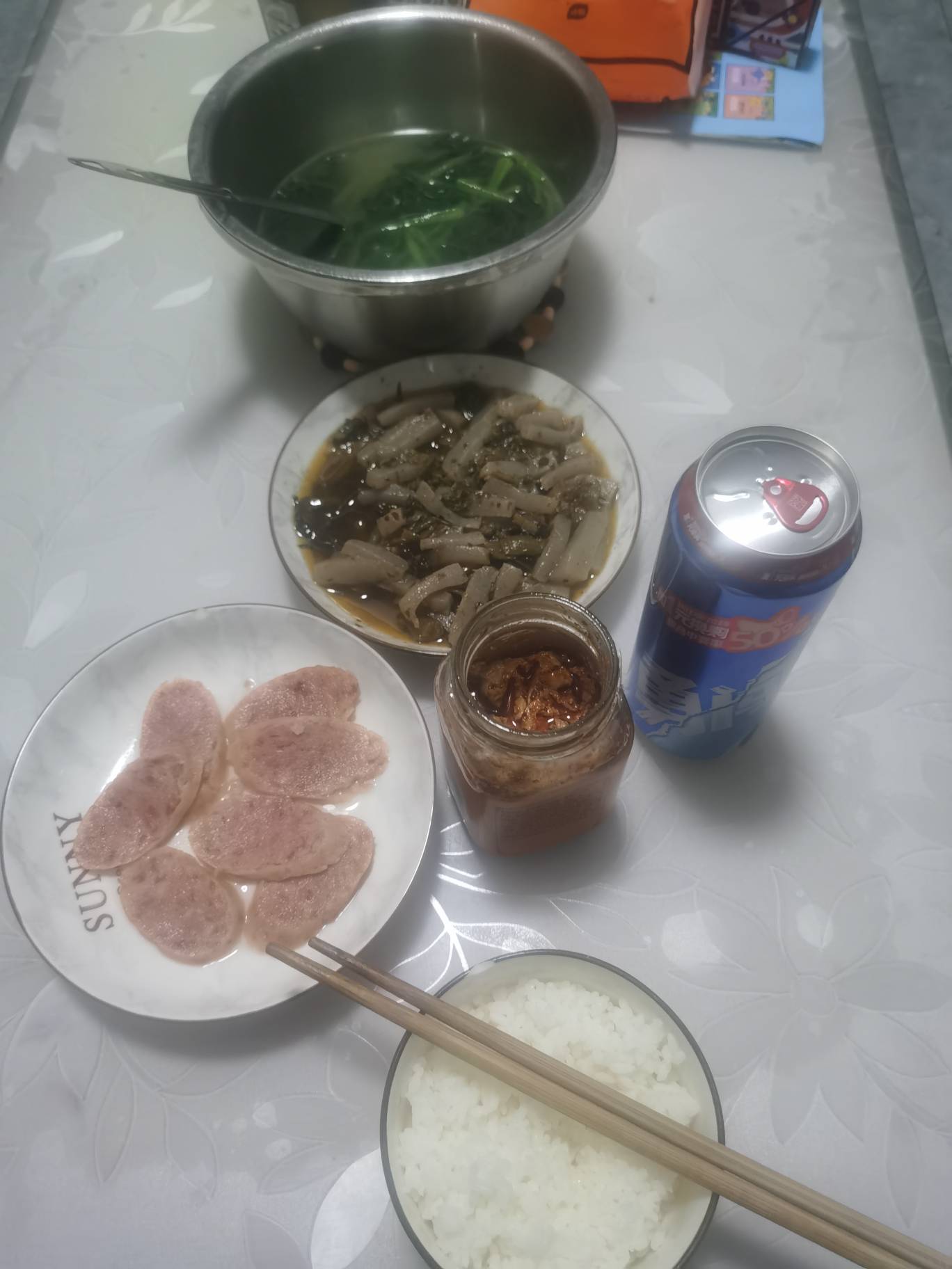 吃上了，老哥们，饿了一天！

11 / 作者:老哥会加油 / 