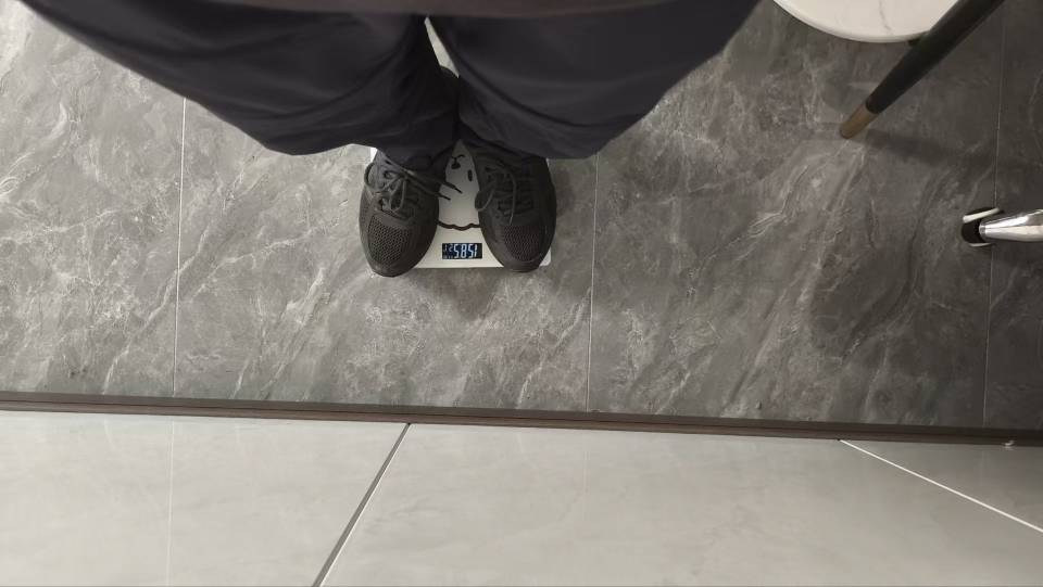 过年的时候还173斤，现在160了，目标155

36 / 作者:恭喜发财zy / 