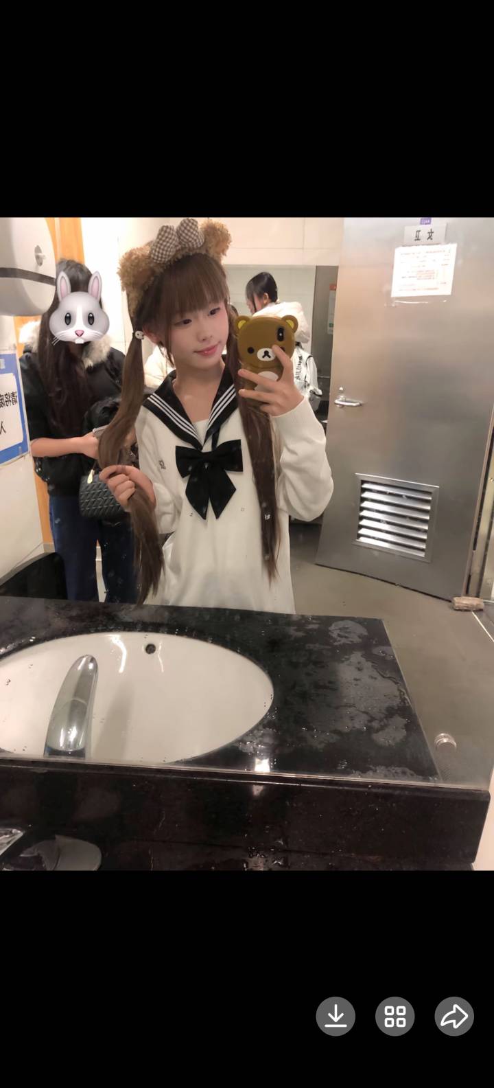 有个19岁小萝莉跟我聊逑，让我带着她一起玩，能约出来不兄弟们

67 / 作者:智者见智 / 