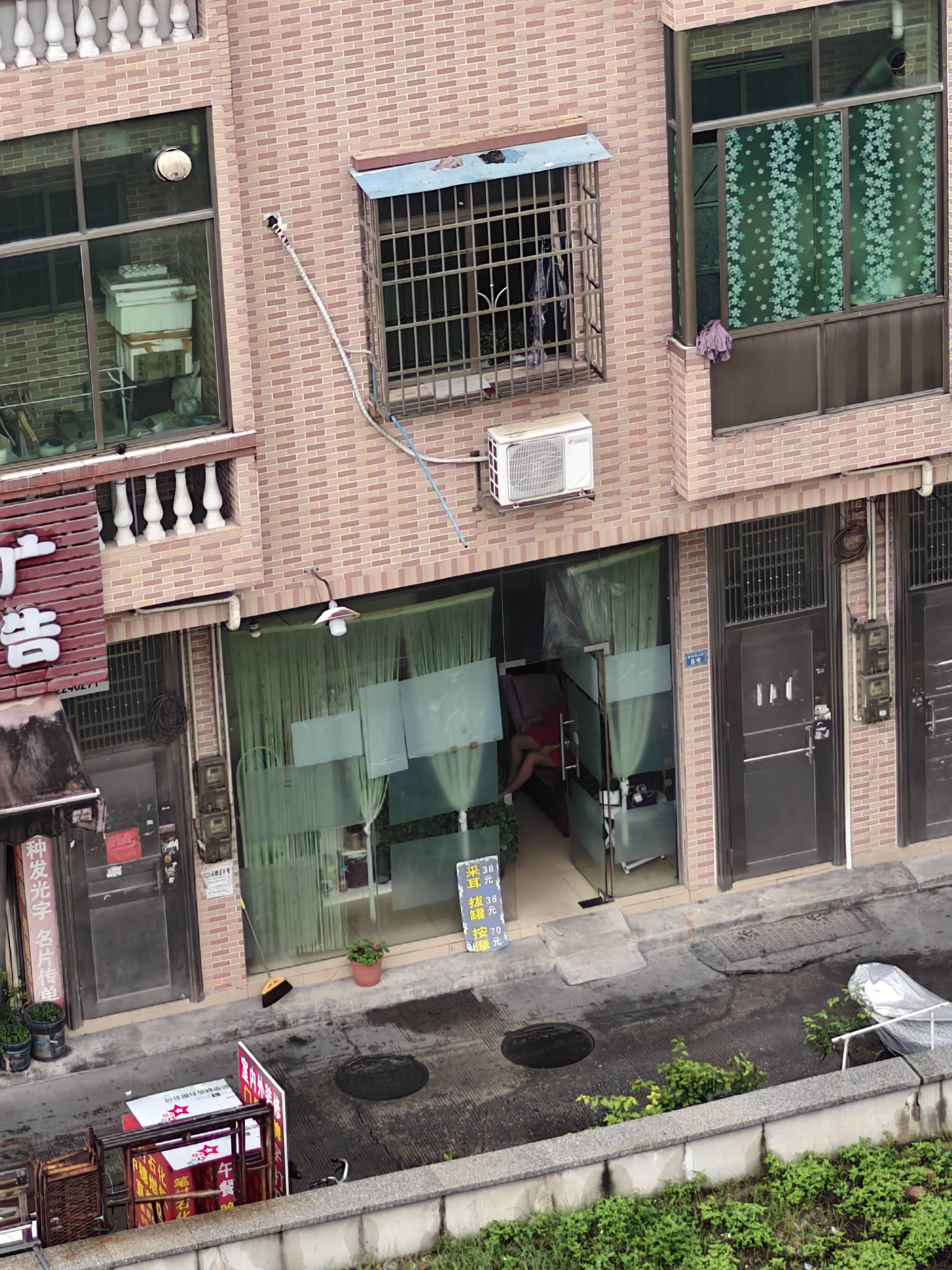 唉 一想到自己30岁了还在卡农薅几块钱光宗耀祖感觉好失败啊。躺下了 没意义

97 / 作者:喜欢舔少妇脚 / 