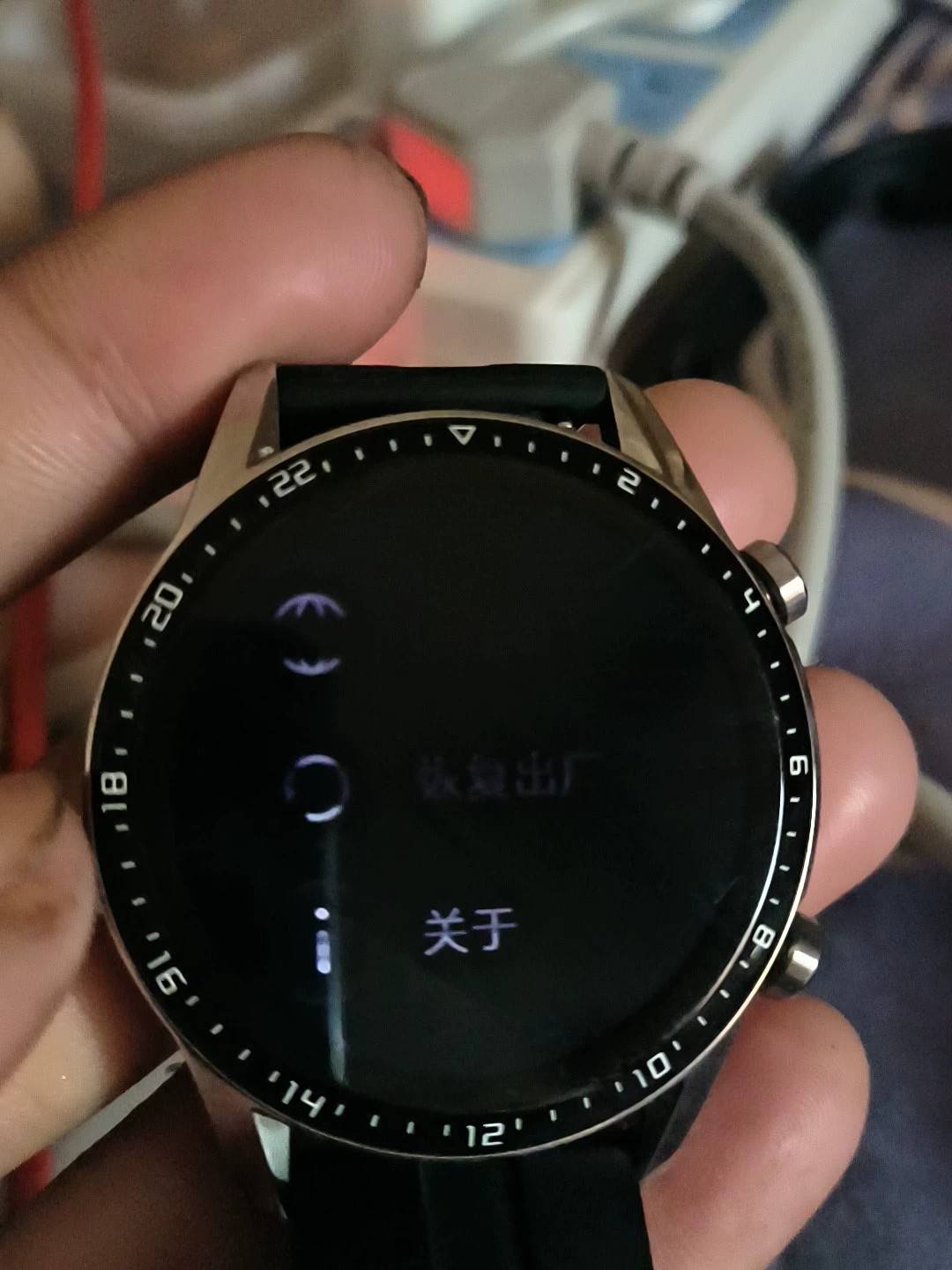 昨天下雨手表进水也坏了，哎，维修好像400多，能买个二手的了

11 / 作者:大哥让我先跑 / 