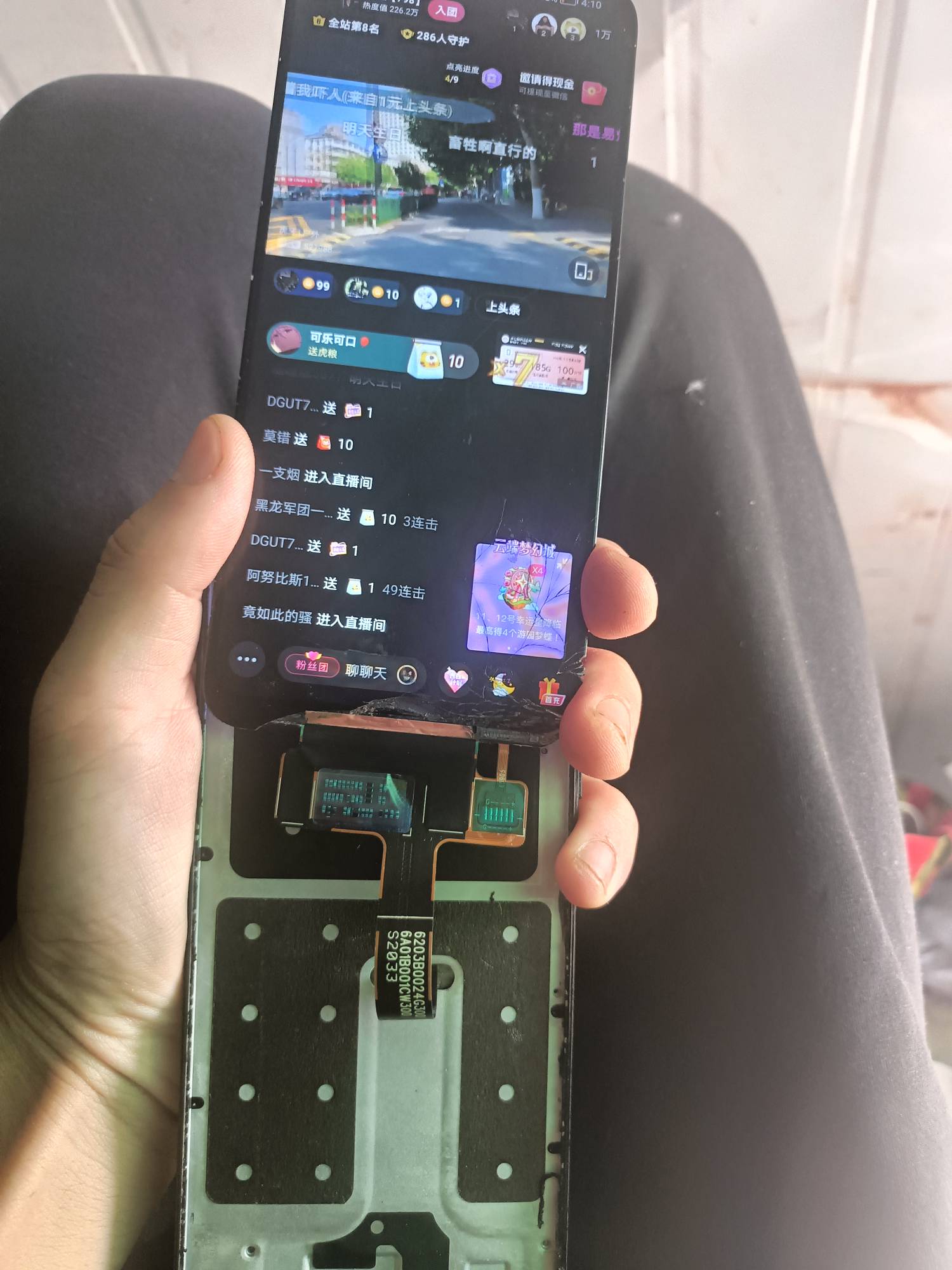老哥们扛不住来最便宜的挂壁机多少钱一台

77 / 作者:兄弟们申请一下 / 