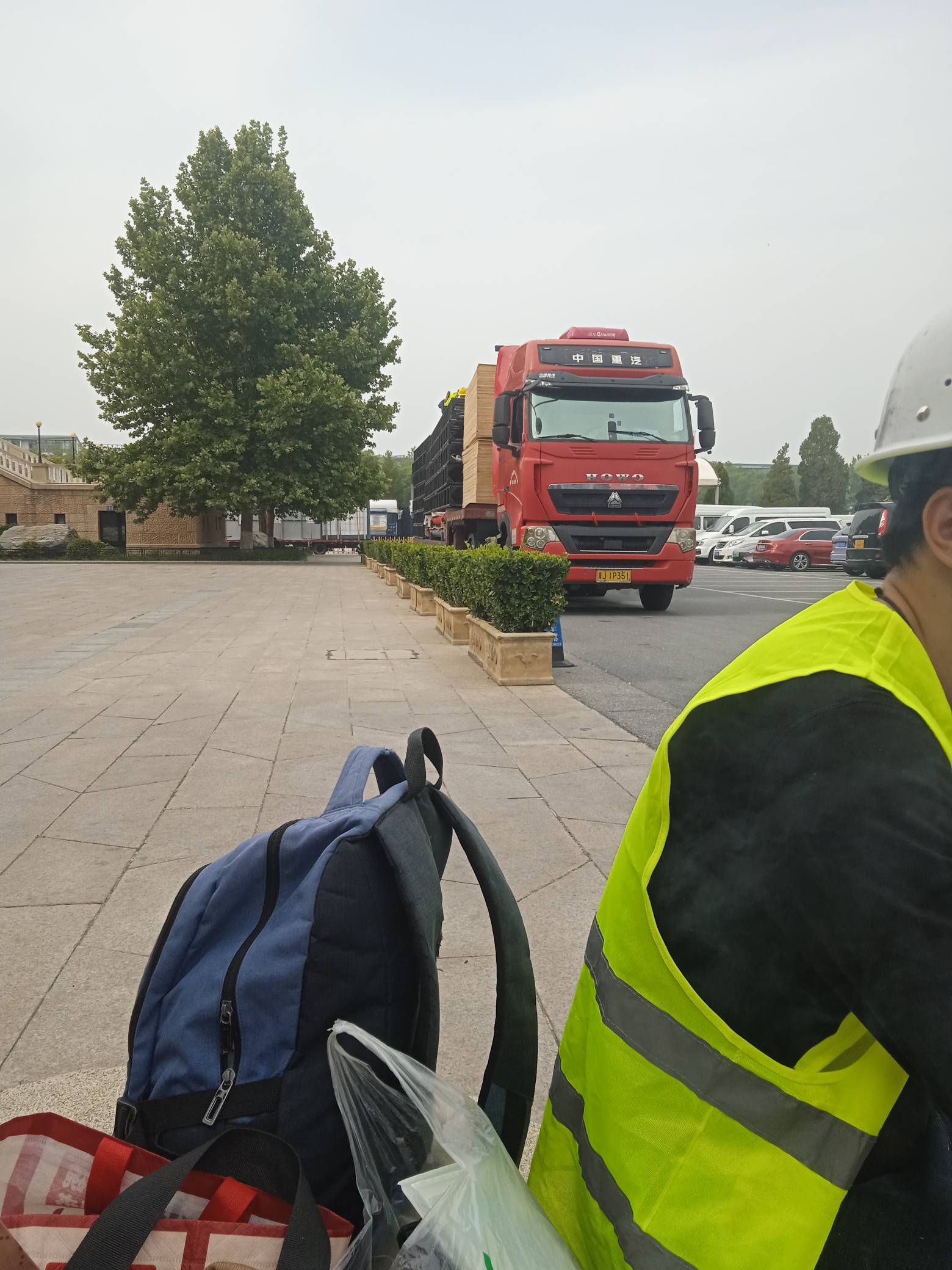 这活干的，说好的15-17点卸车，结果就来了个6米8，后面的车来不了了，干了半个小时1802 / 作者:踏踏米 / 