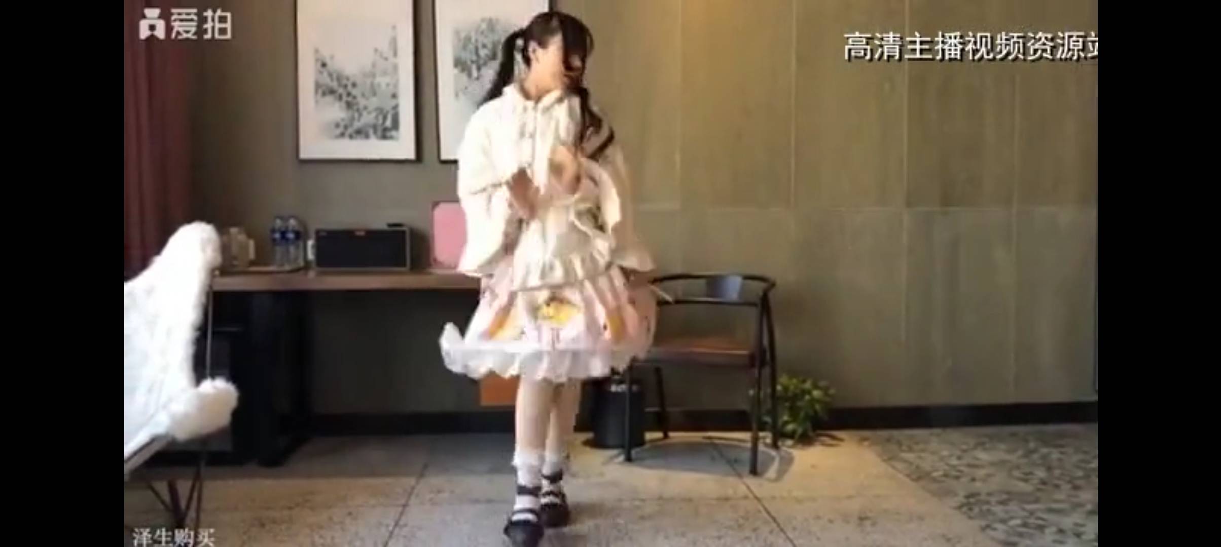 看会跳舞的睡觉了，就是我手机不太好，加载不出来衣服

64 / 作者:江苏第一深情 / 
