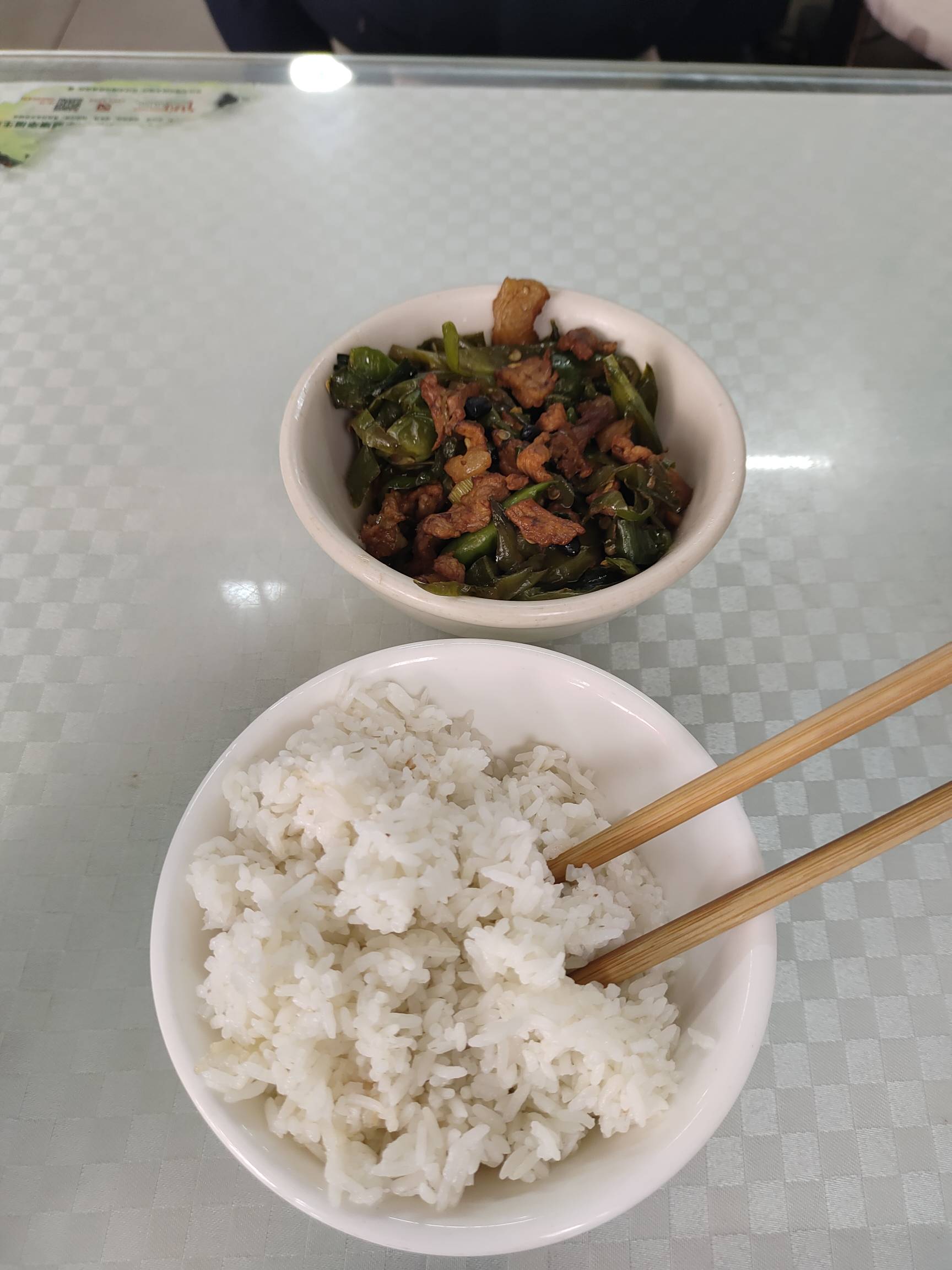 现在的广子是真难弄了，吃个10毛挂壁饭得了

67 / 作者:大家说我吗 / 