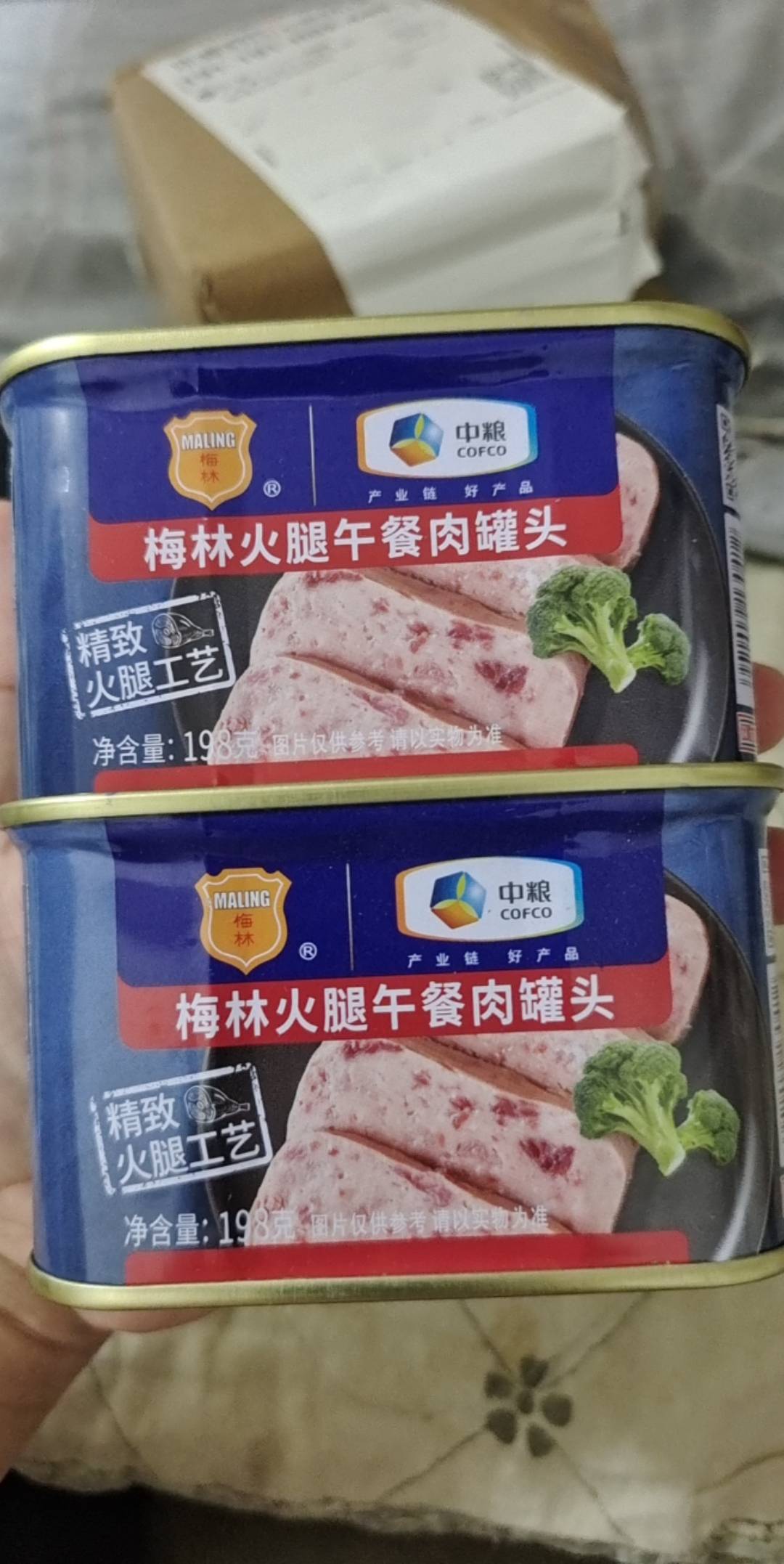邮生活上2块买的用了两张10卷 吃了不会嘎吧

46 / 作者:人死鸟朝天 / 