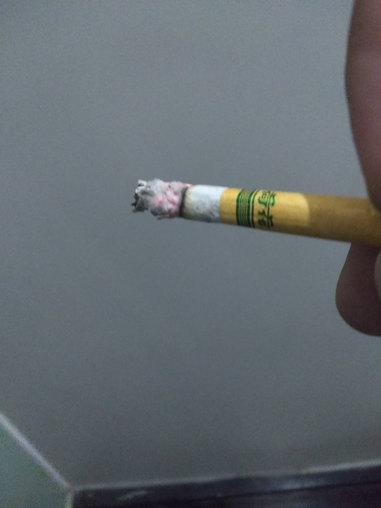 饿醒了，马上断粮了，有没有毛毛

1 / 作者:尛•牛•氓 / 