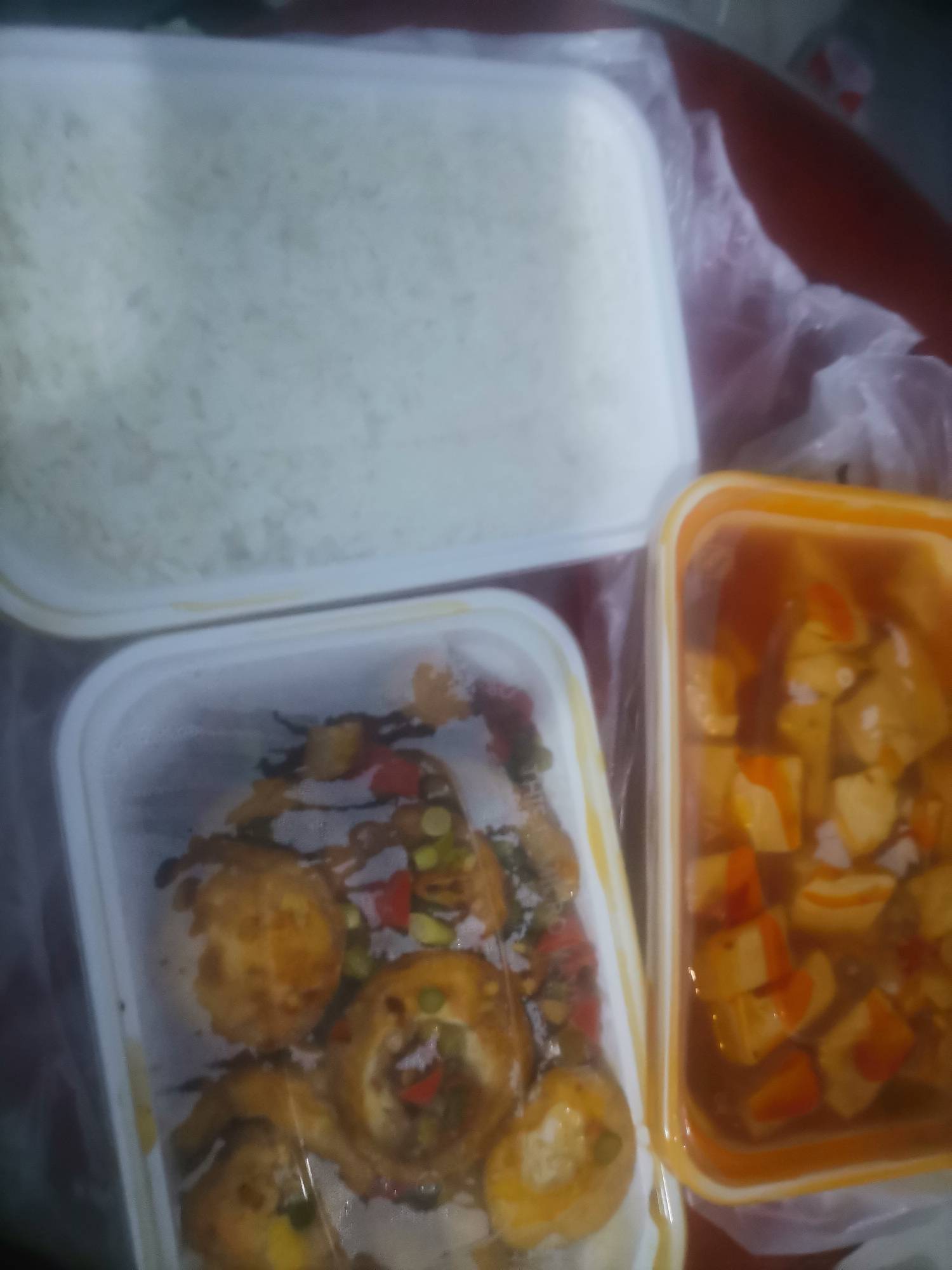 今天我站美团，2菜一汤不到一块钱

34 / 作者:缘深缘浅缘自薄 / 