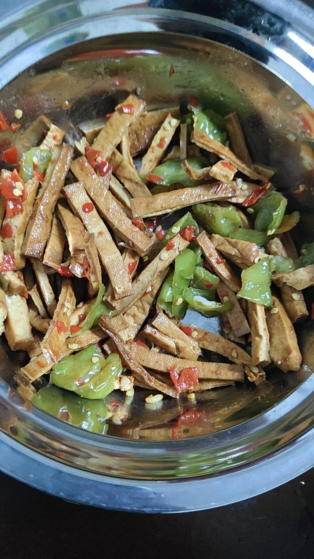 今天没破两百毛，吃点这个算了

73 / 作者:晴空未来 / 