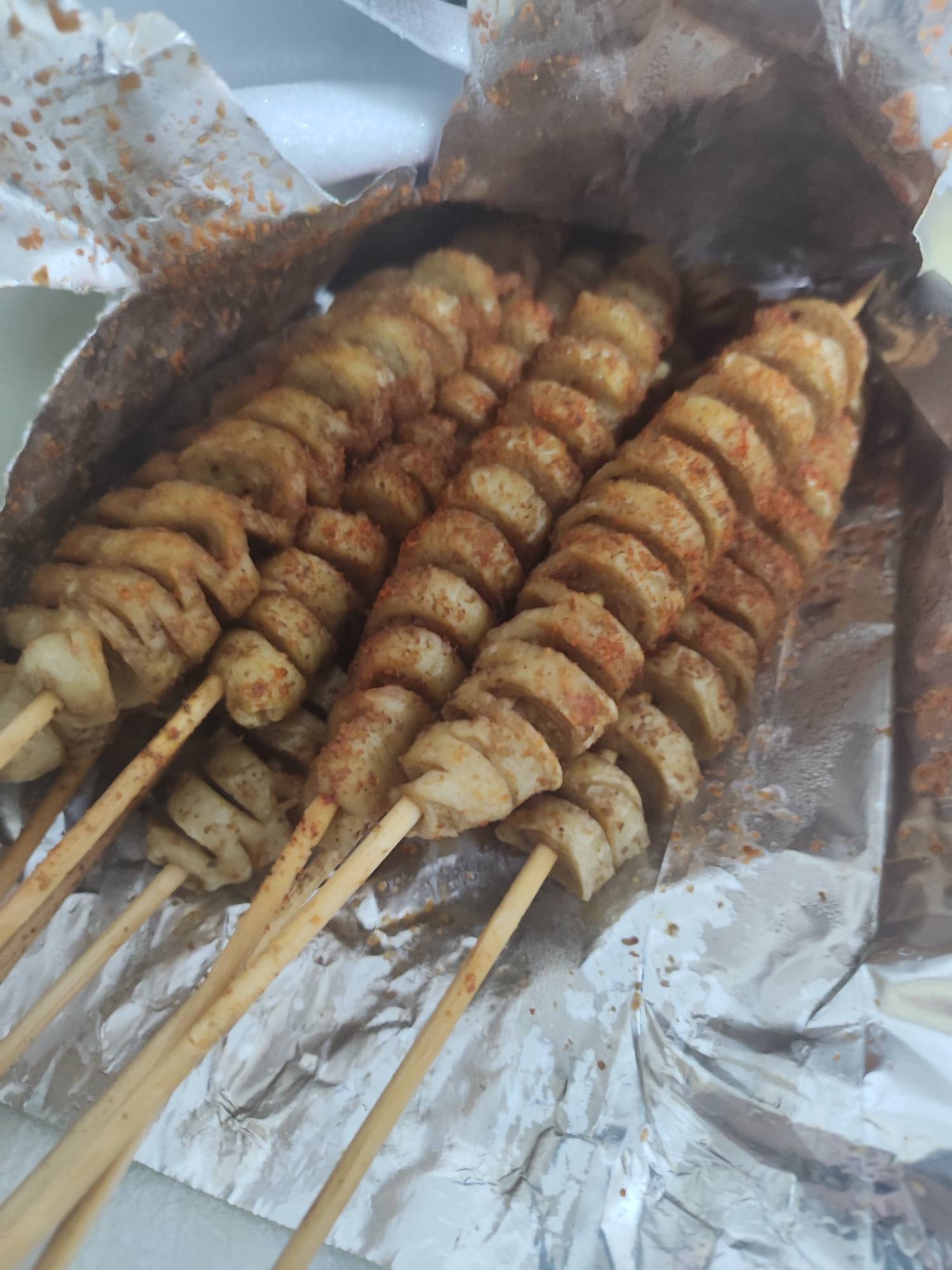 怎么这么大，点多了，恰不完了

21 / 作者:飞翔的小法 / 