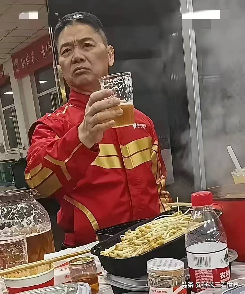 给我一只雄鹰一个威武的汉子
给我一个T马杆，攥在他手上

35 / 作者:重生之我在卡农申请毛 / 