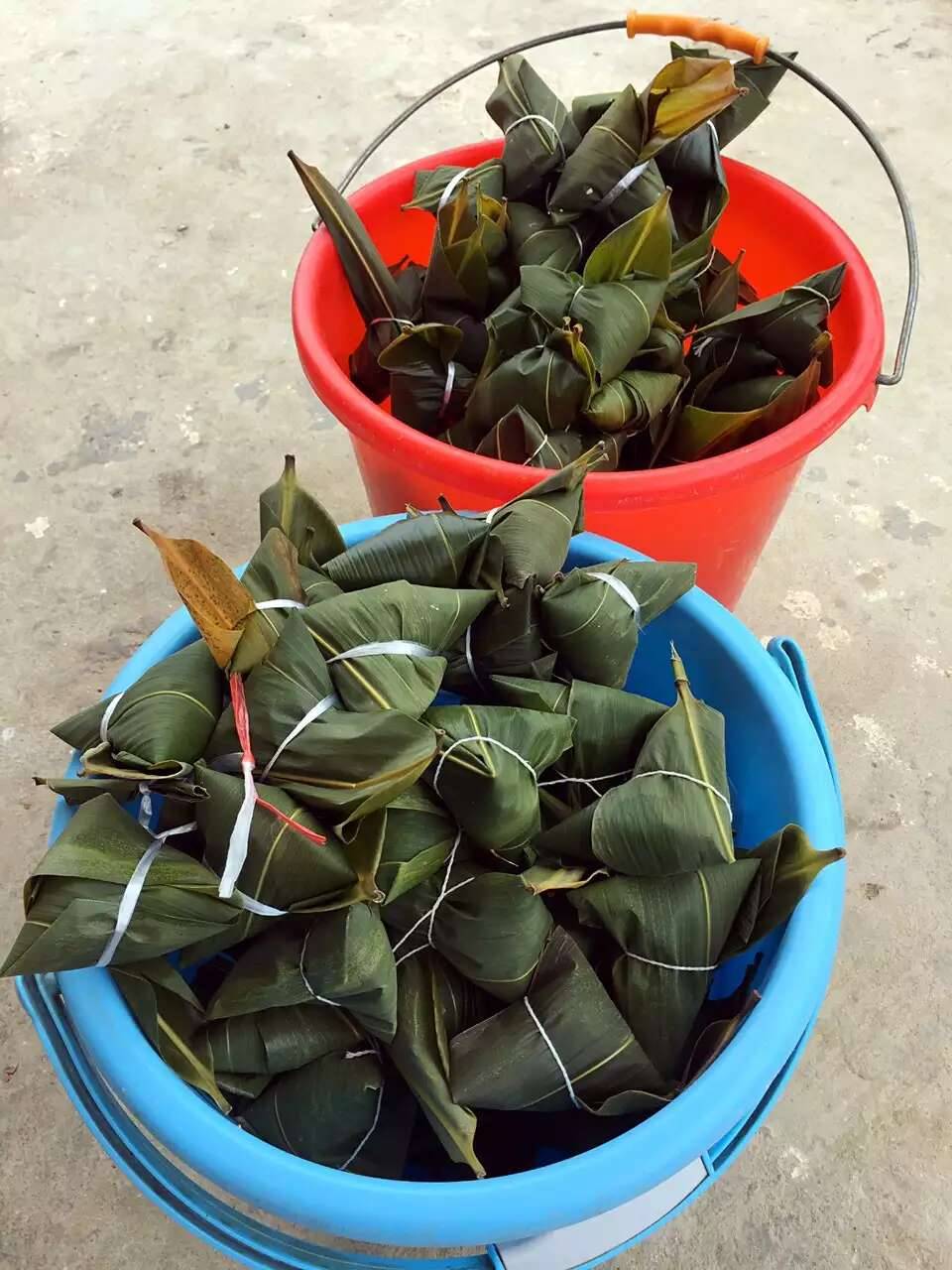 老哥们马上到端午节了，有没跟我一样从小就喜欢吃白粽子蘸糖的

22 / 作者:多睡觉长得高 / 