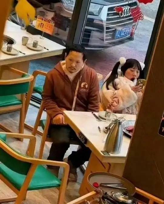 故事会开始了


55 / 作者:心态放青葱9 / 