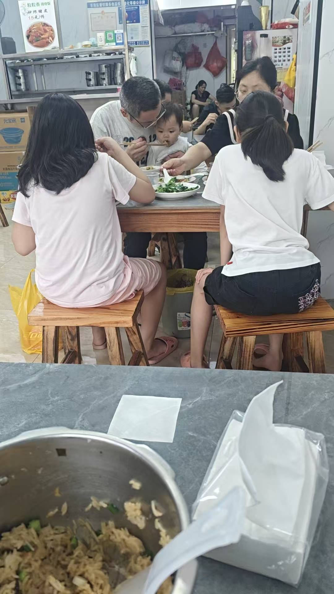 都是丫头，这还得生啊，头发都熬白了

69 / 作者:qytdlbll / 