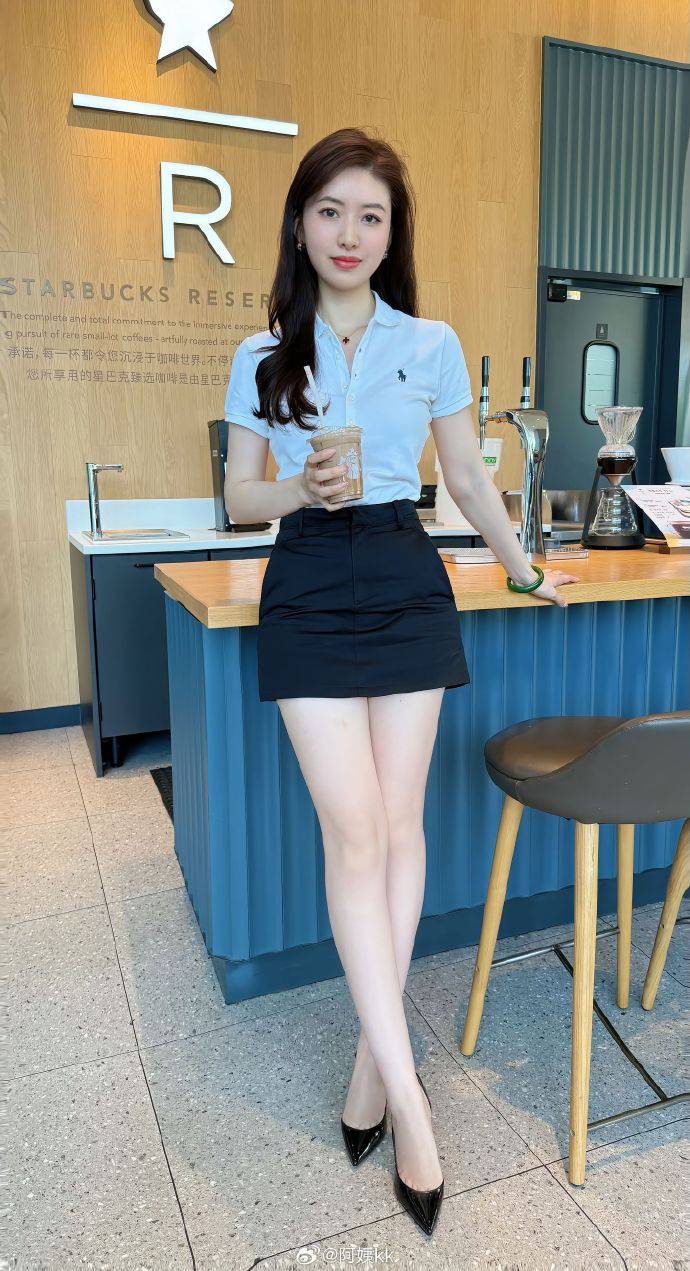 我本以断情根拜入佛堂门，奈何这小少妇太过于迷人勾我心勾我魂，让我无法断红尘

29 / 作者:人帅气质佳. / 
