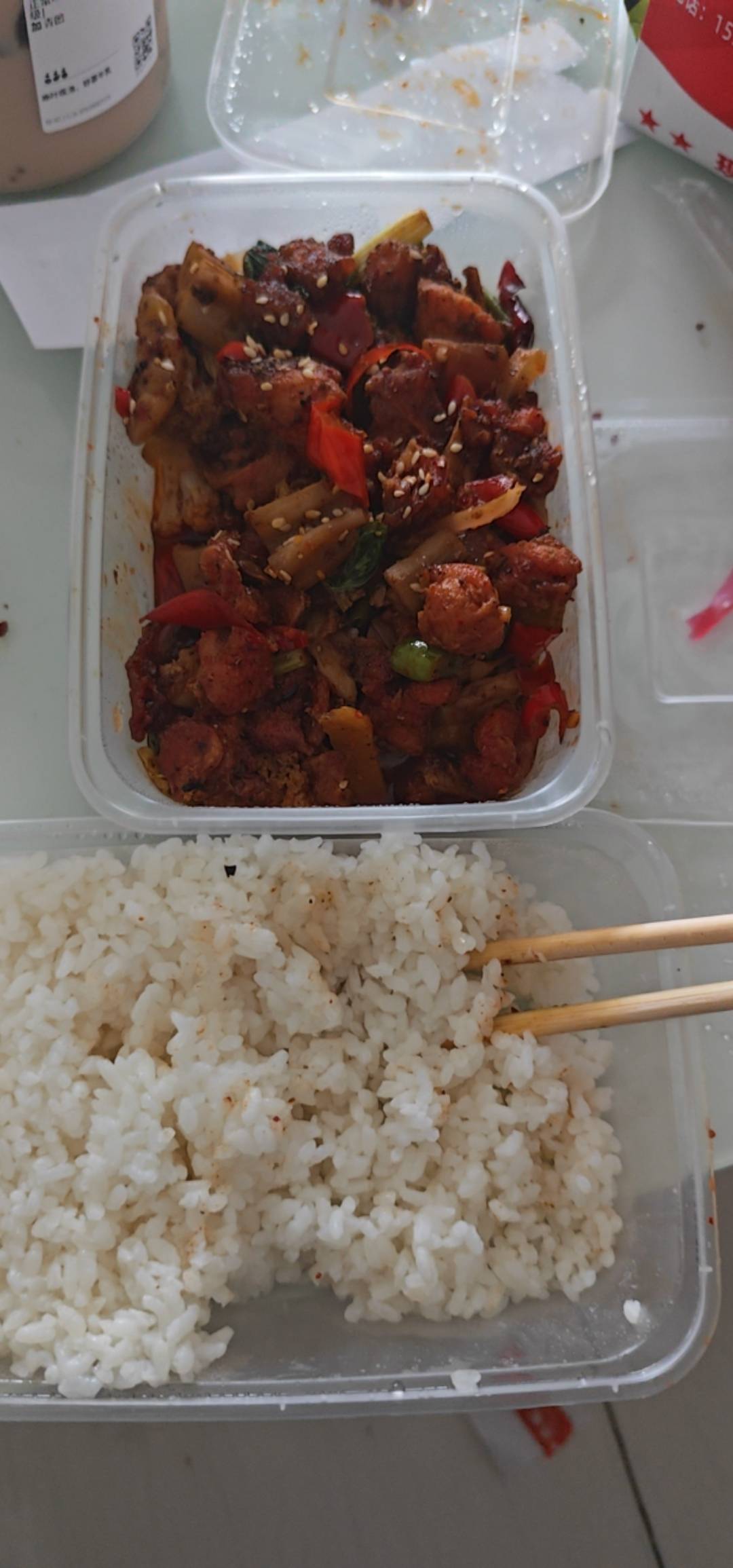 京东超时了，退了18块钱，然后加上以前的点单，打包费投诉赔偿了20块，这一波不仅吃上68 / 作者:海我了 / 
