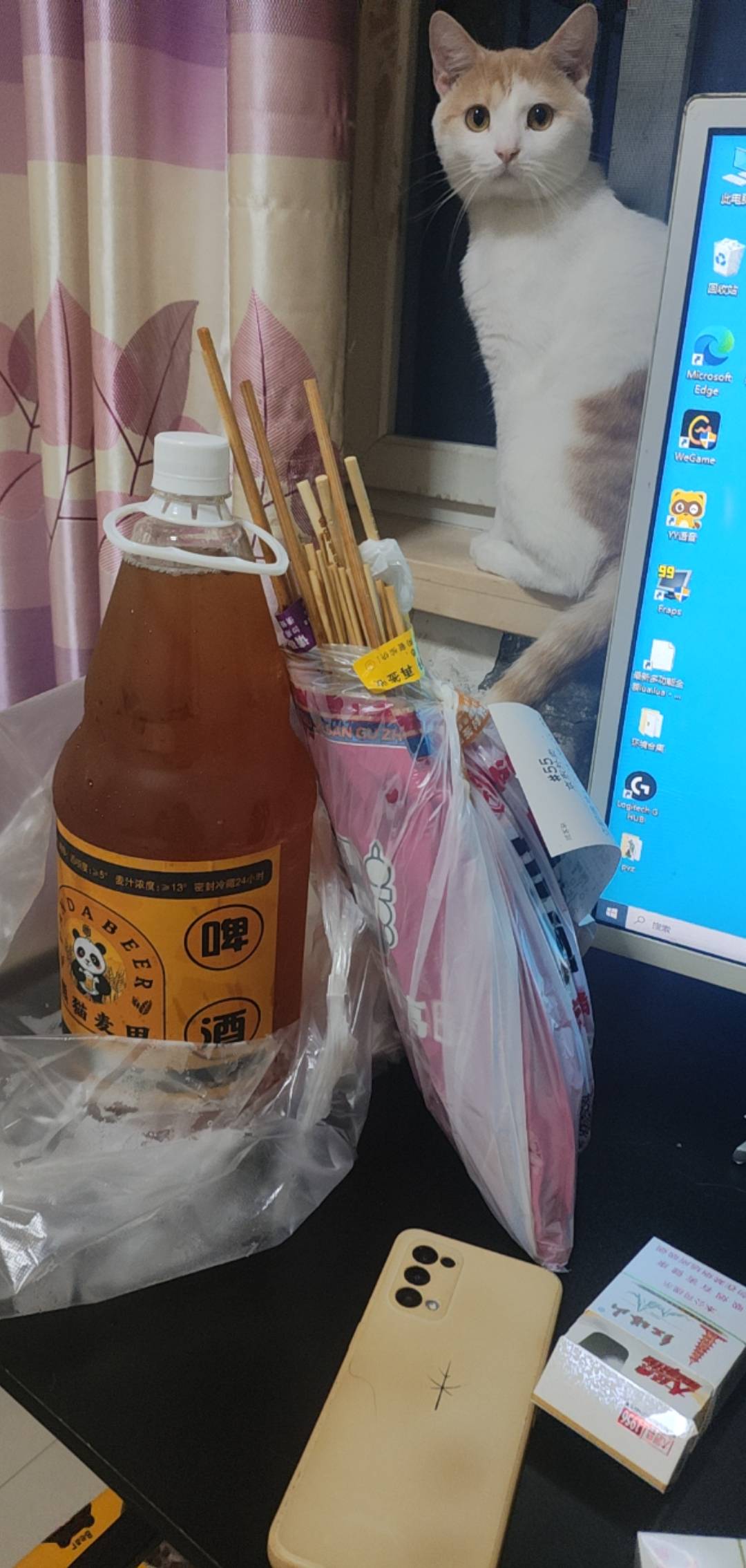 吃一顿好的半个月没吃肉了

81 / 作者:吴小鸡 / 