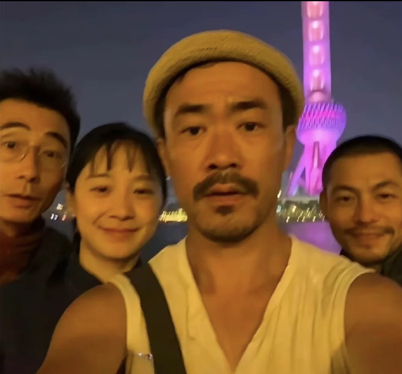 不跟我回山里了？

56 / 作者:浪仔小牛 / 