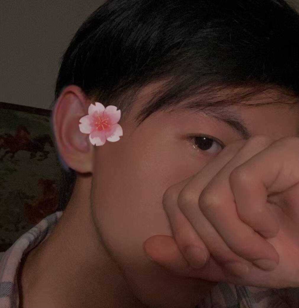 正脸照等待老哥补充！每次出去他喵的基本都能看见白菜都被猪吃了，漂亮的女学生漂亮的55 / 作者:我的大满 / 