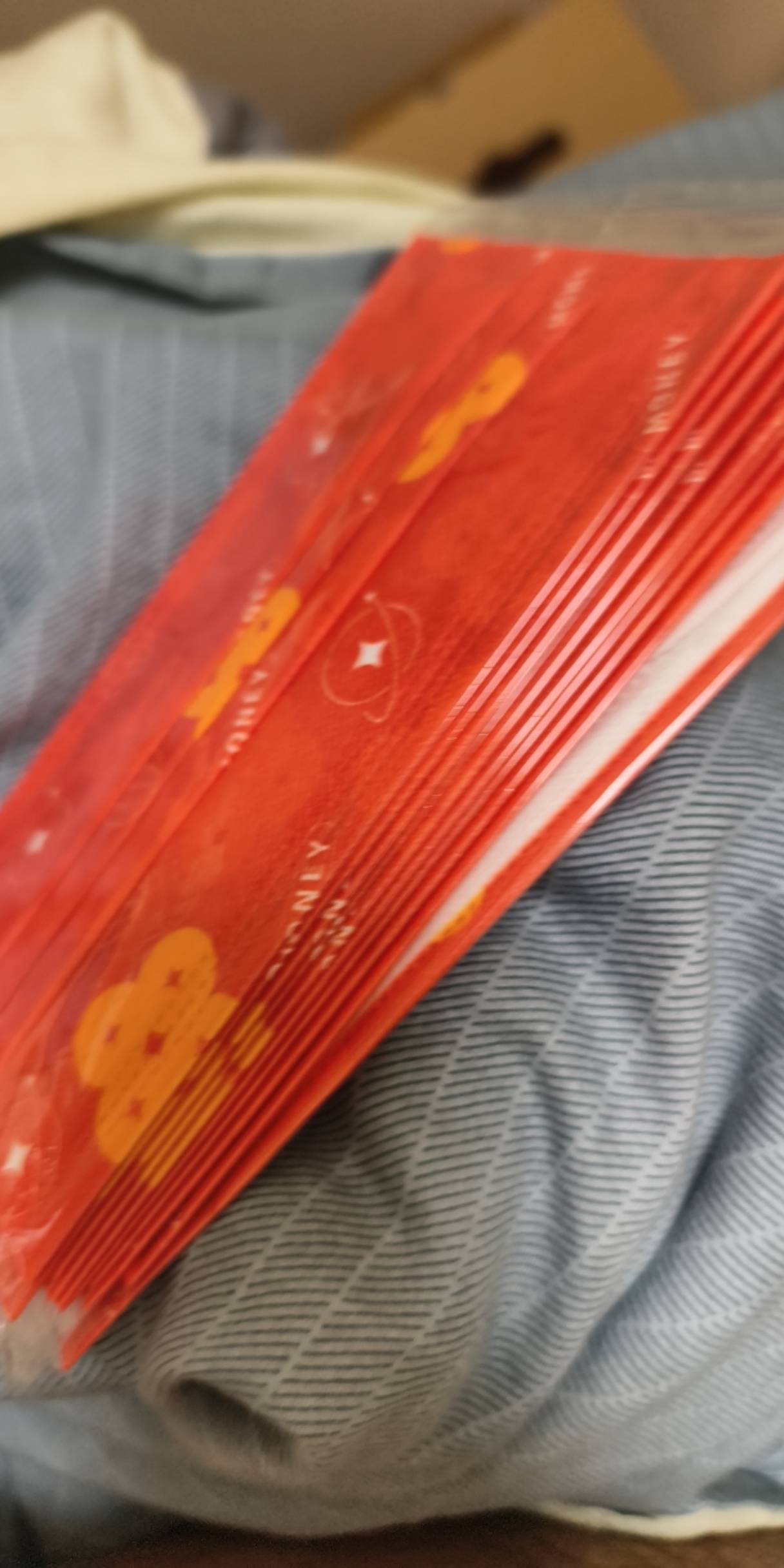 东方财富挂壁口罩到了，包装都不给一个

40 / 作者:yc01 / 