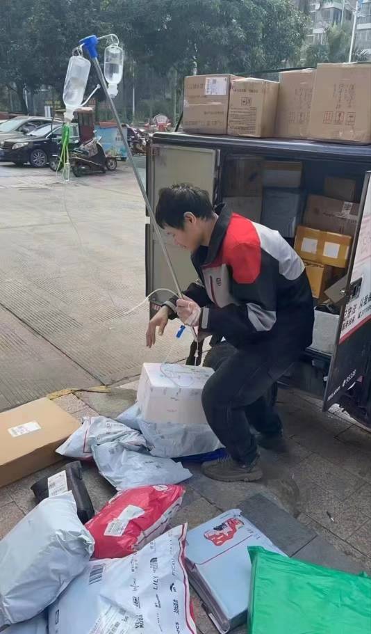 老哥们，建行无卡抽是怎么操作的，直接注销弄积分，还是积分弄到了再注销抽，群里那个63 / 作者:表哥军体拳 / 