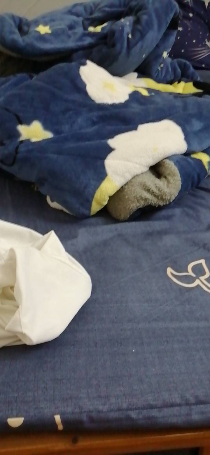 老锅们好闷热，小空调快顶不住了

45 / 作者:运气爆棚后生仔 / 