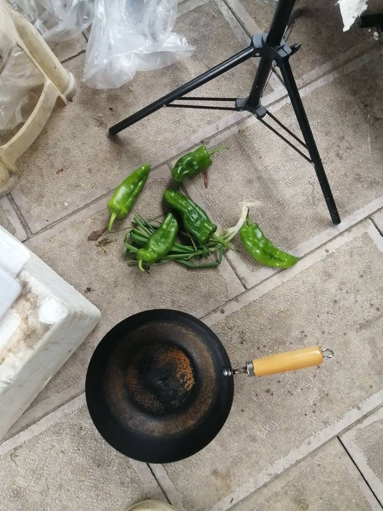 起床了，太冷了，盖羽绒睡袋，半夜穿秋裤



69 / 作者:卡农新来的 / 