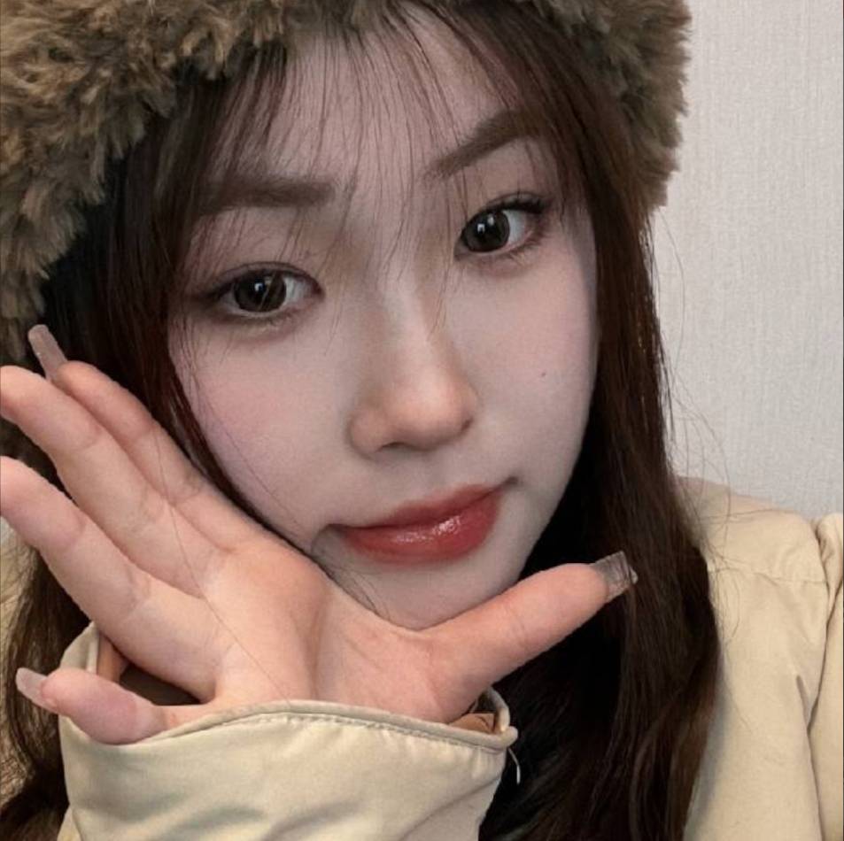 我是蜜雪冰城的员工，知道暑假假期会累，没想到这么累。一群畜生疯狂买，后来才知道原75 / 作者:枫霜降 / 