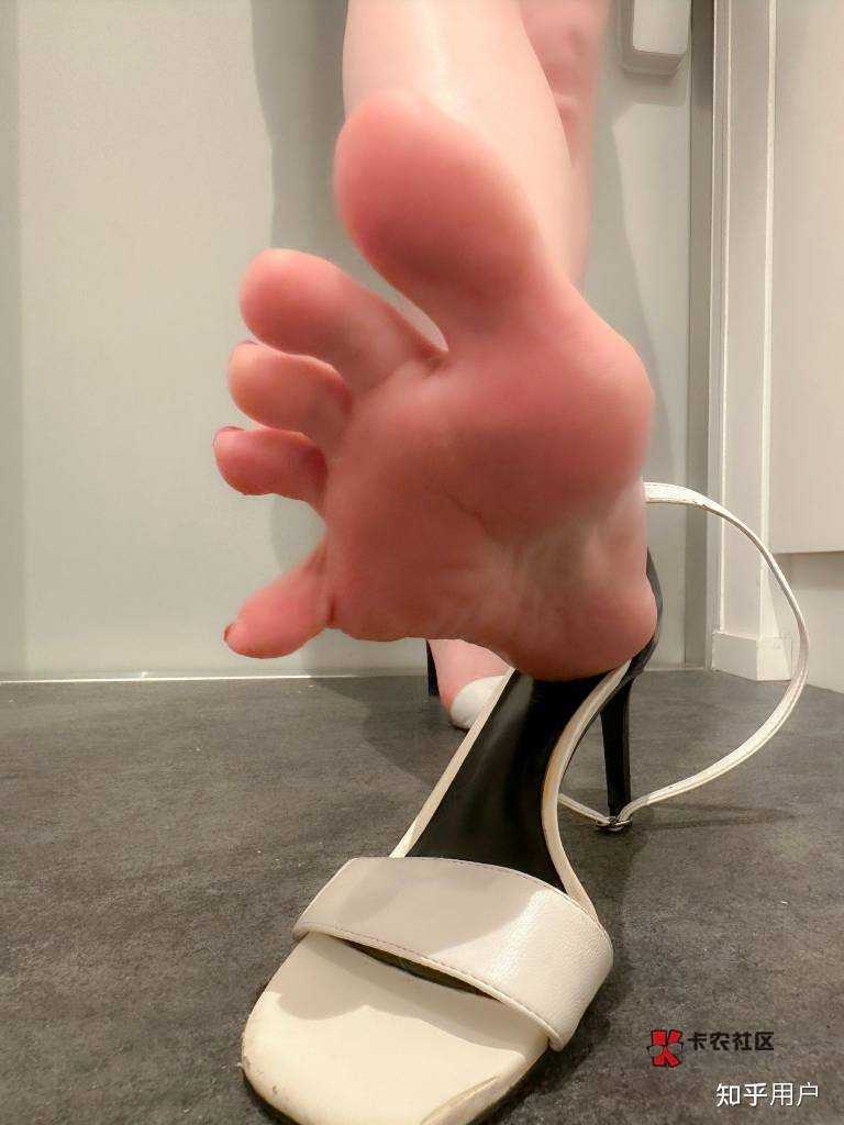 再也不会相信小美了，我一个宝妈做了一晚上物流到现在都没睡，就为了11点免单，点的时44 / 作者:出水芙蓉水多多 / 
