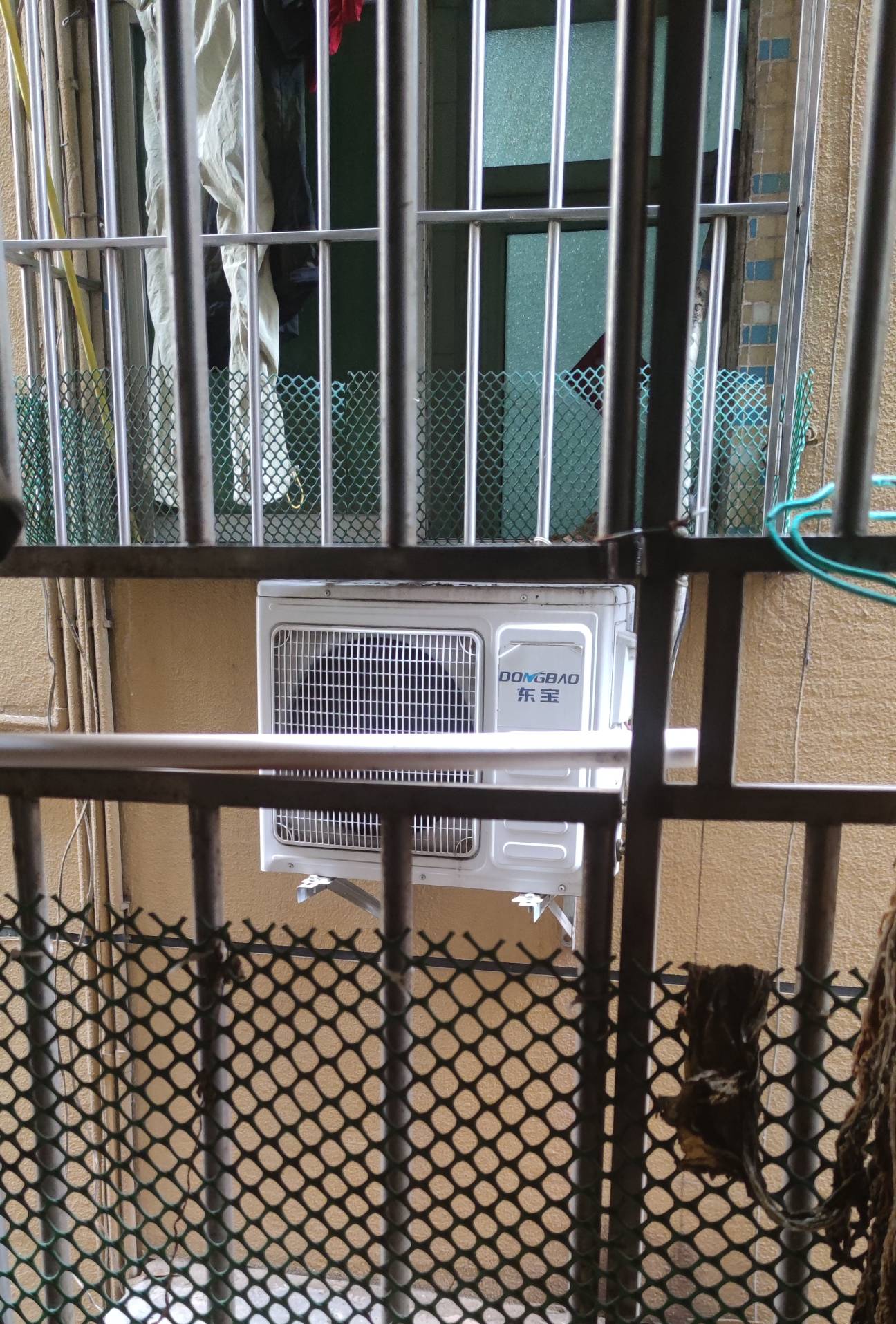 啊啊啊破天气预报没准过一次这个月，下雨吧下雨吧要热死了

97 / 作者:孤独成瘾888 / 