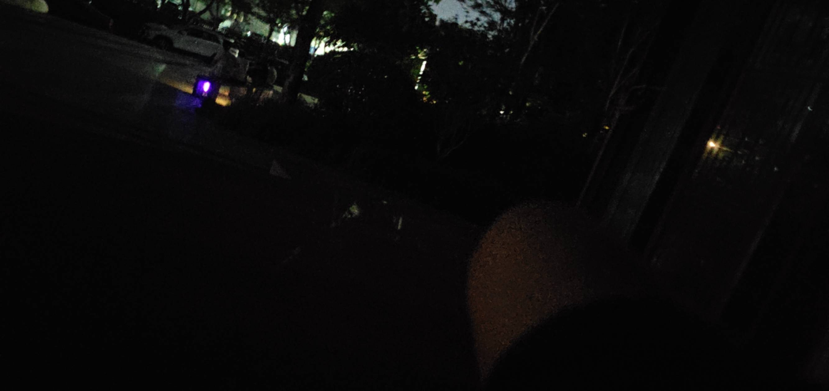 没有佬哥是干中介的么 线上软件全是人机 线下全是招满不要了 
前几天入住公园把电脑卖55 / 作者:赫赫赫连 / 