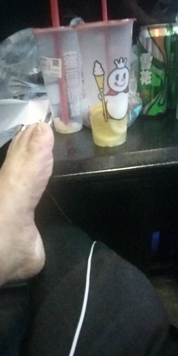 网吧待不下去了，明天就去找工作，睡觉了

35 / 作者:宁波躺平老哥 / 