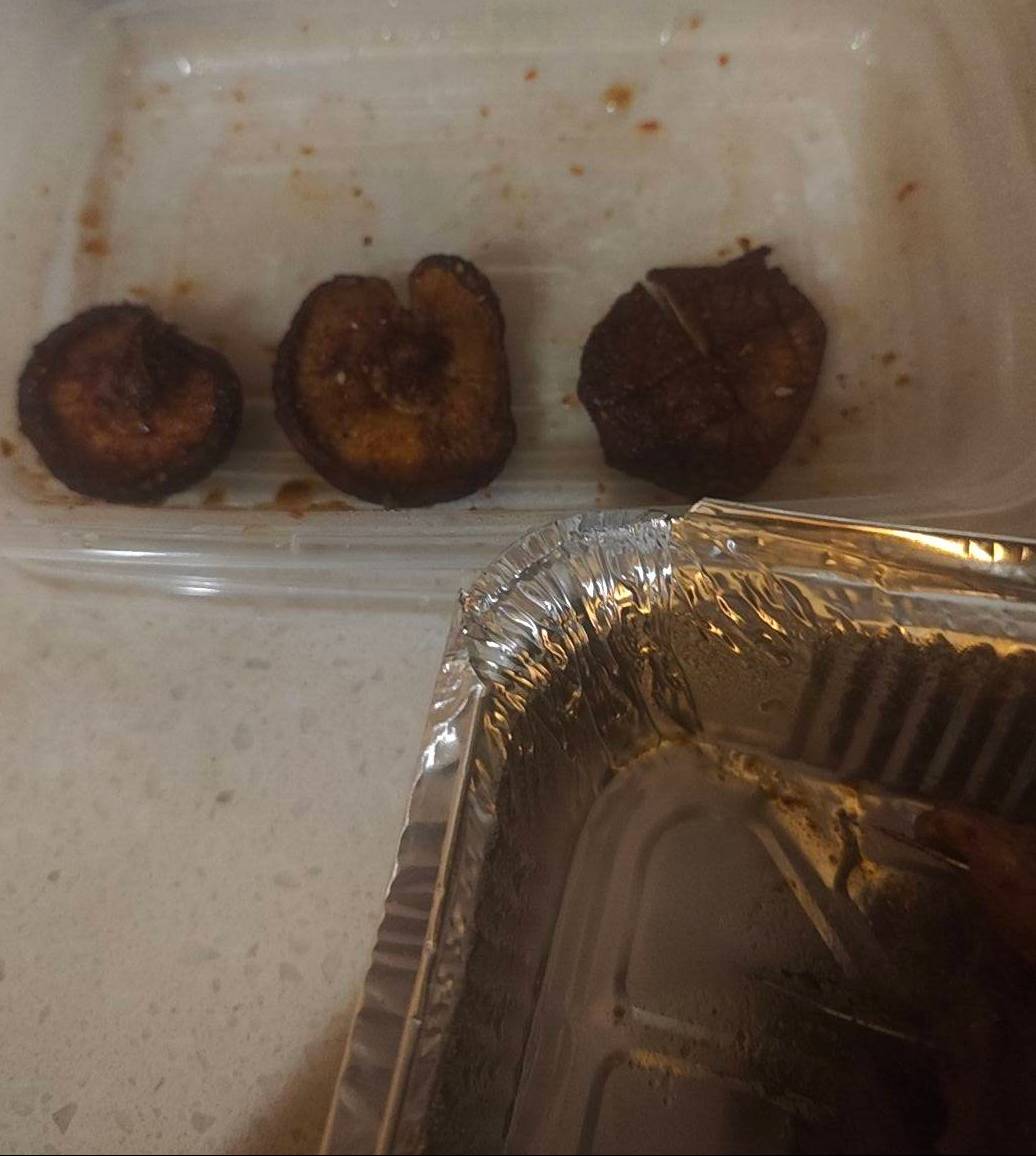 这种才叫做真烧烤啊，不是油炸的，吃得出来羊肉，牛肉味真好吃，



83 / 作者:天空的时候给我 / 