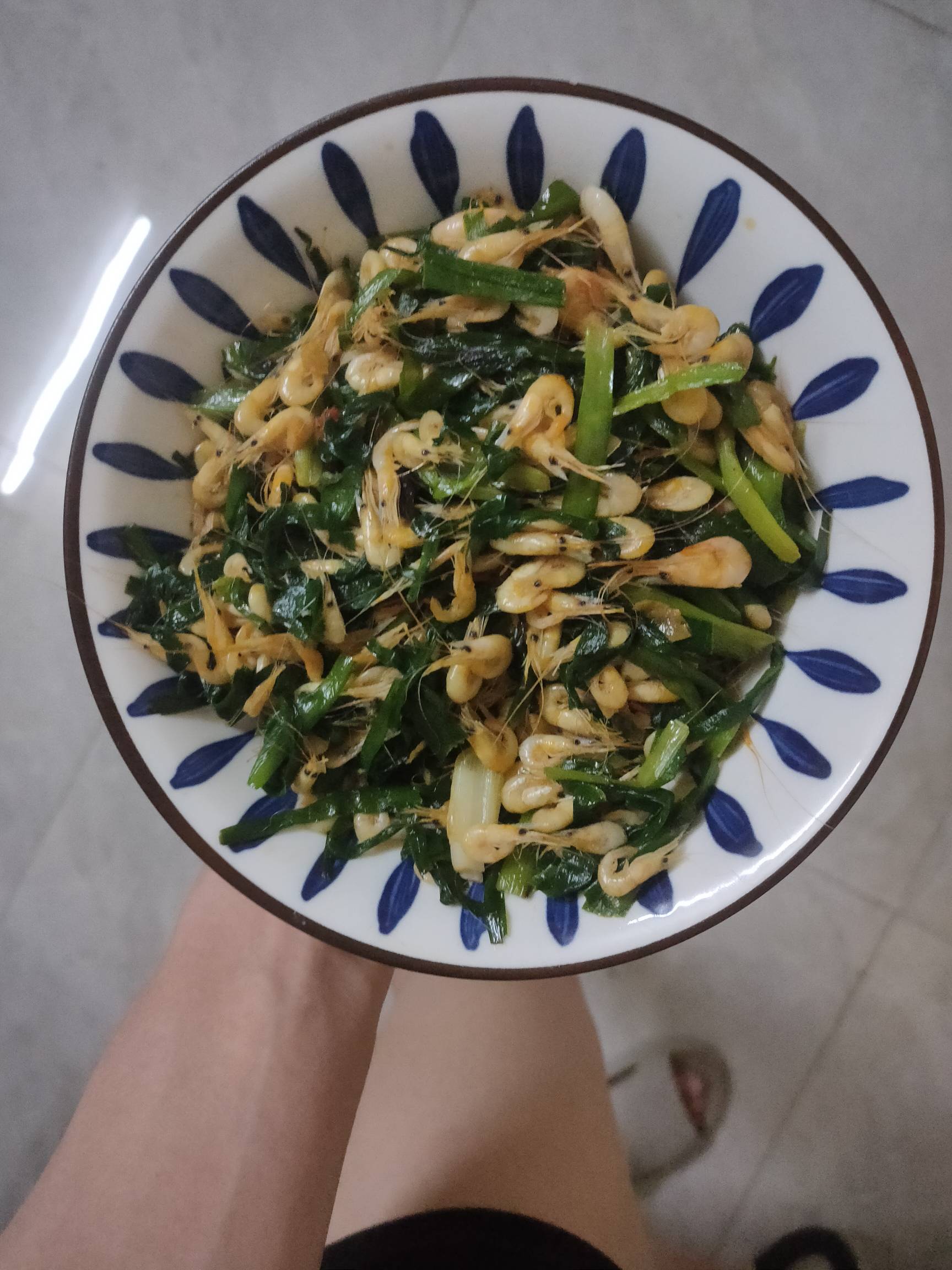 你们吃得起这个不？鲜活河虾，45一斤，配酒那是杠杠好

97 / 作者:条野太狼 / 