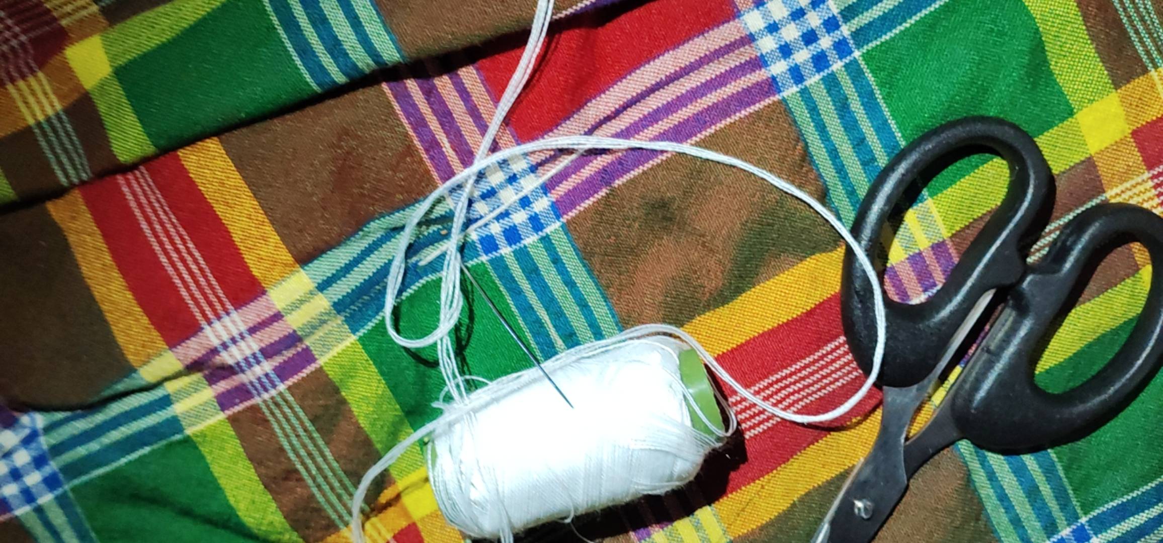 我外甥的玩具大鹅爆米花啦，我得给他抢救抢救。

100 / 作者:猴子的时候给他 / 