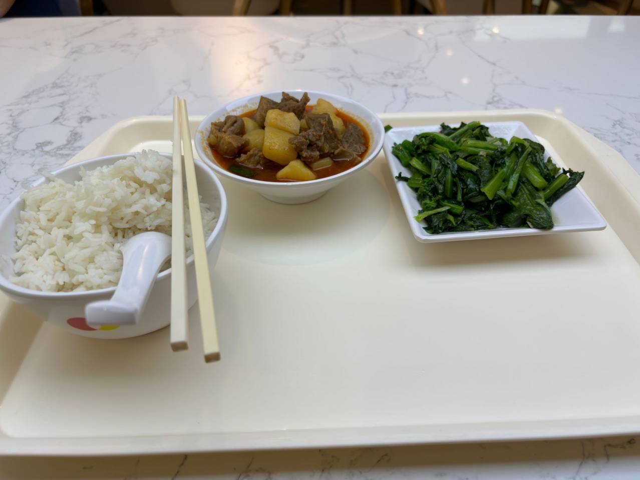 这个月老哥们申请了多少啊  才2k出头  感觉要进厂了

97 / 作者:70后穷光蛋 / 
