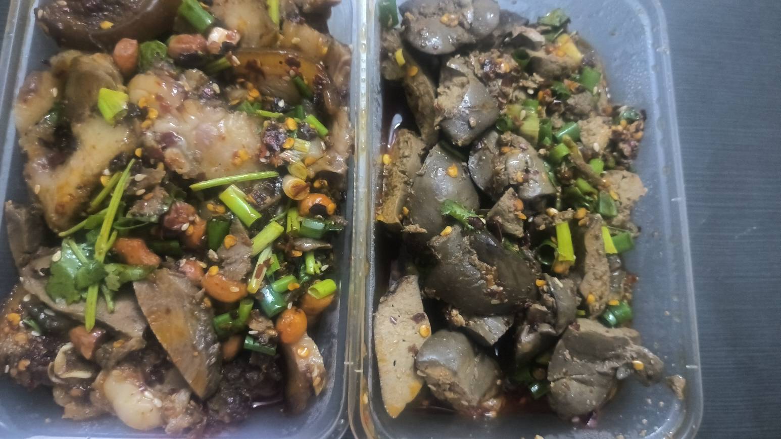挂壁空调房睡了一天，起床吃个挂壁饭去网吧通宵打游戏赚钱了老哥们

67 / 作者:理理理66 / 