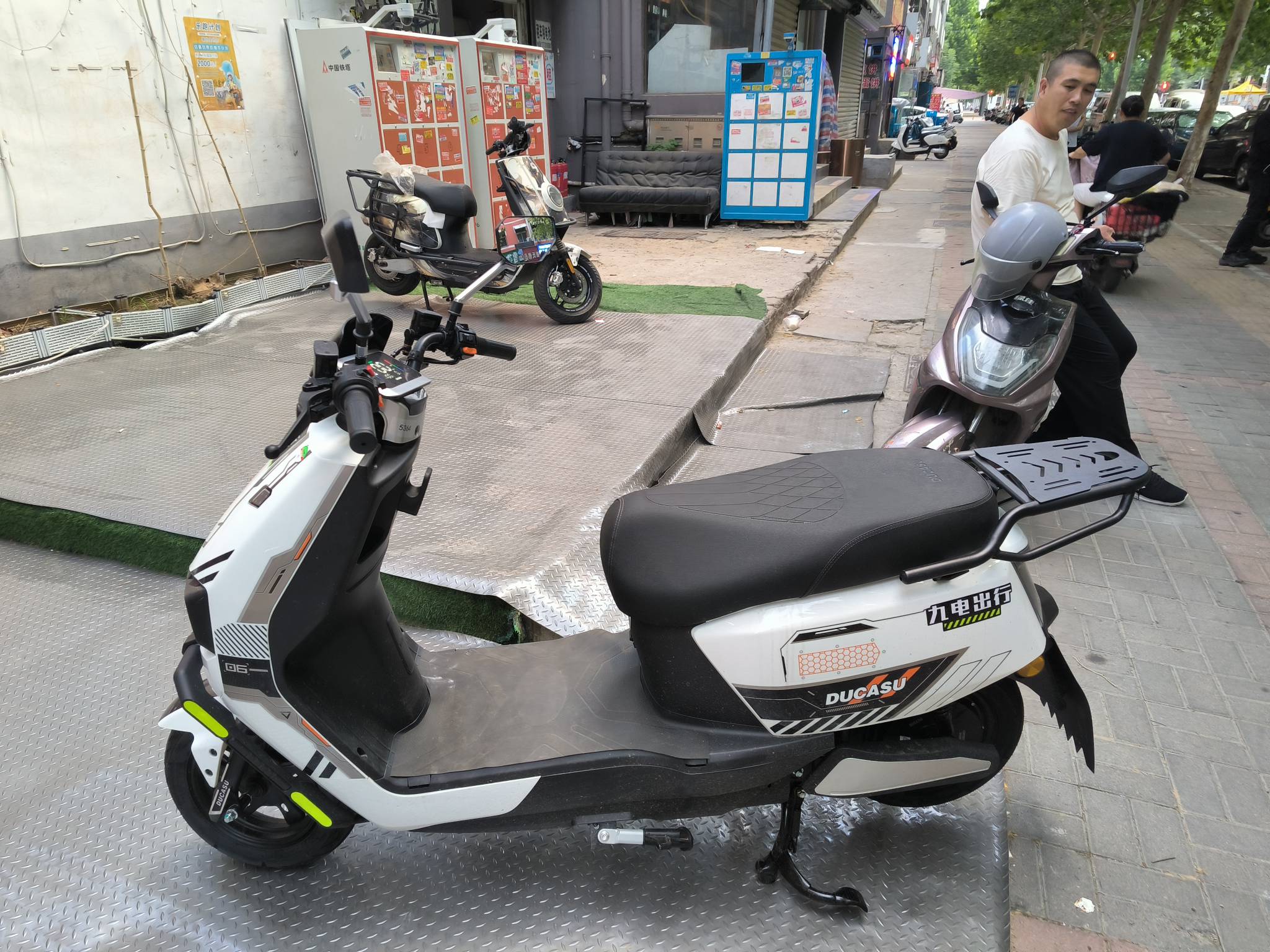众包新手300 贝壳150  破0

50 / 作者:八十万禁片教头 / 