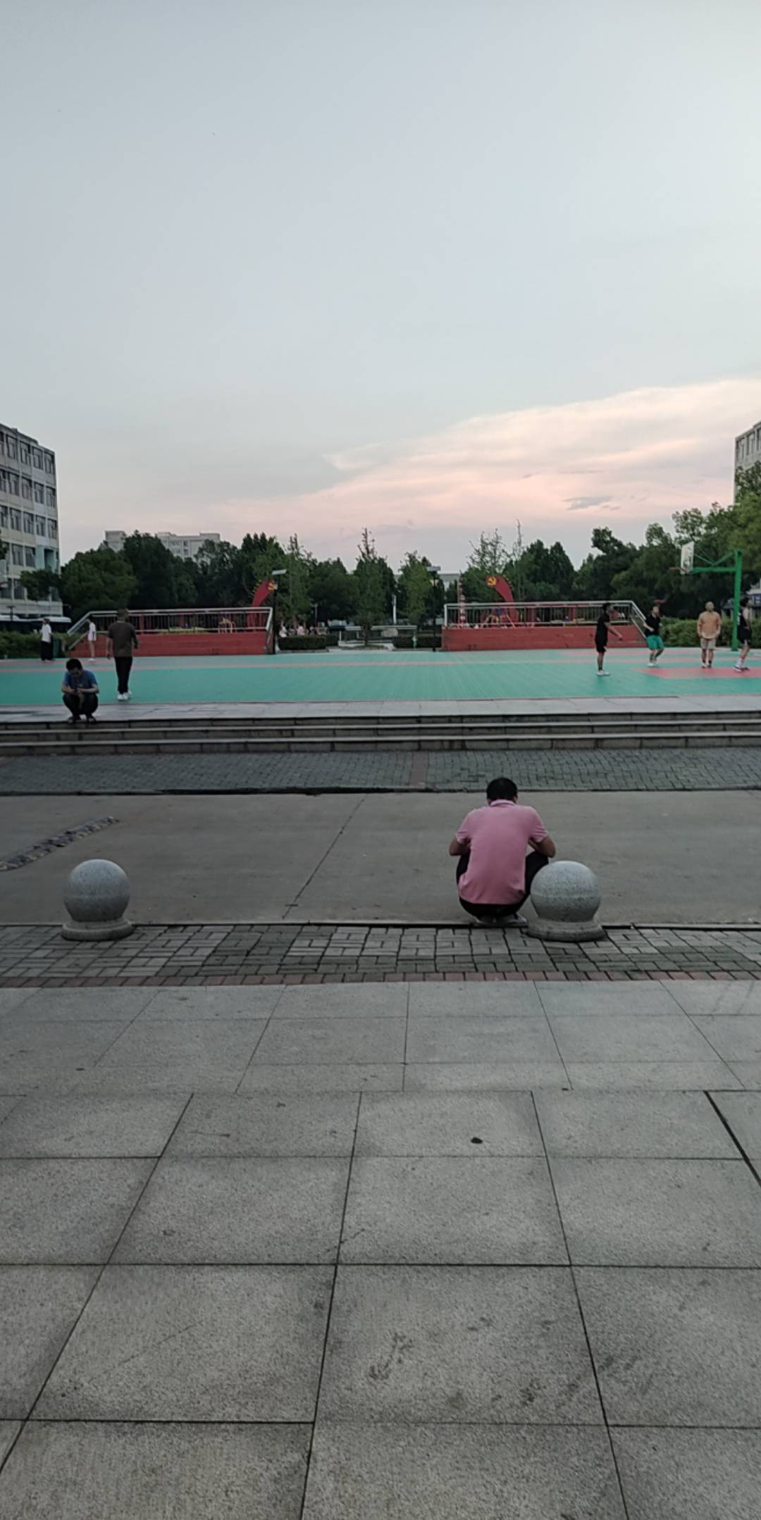 废了啊刚问中介厂子离职了也得下月5号统一发工资，我现在跑路也没钱

75 / 作者:qq12孔雀 / 