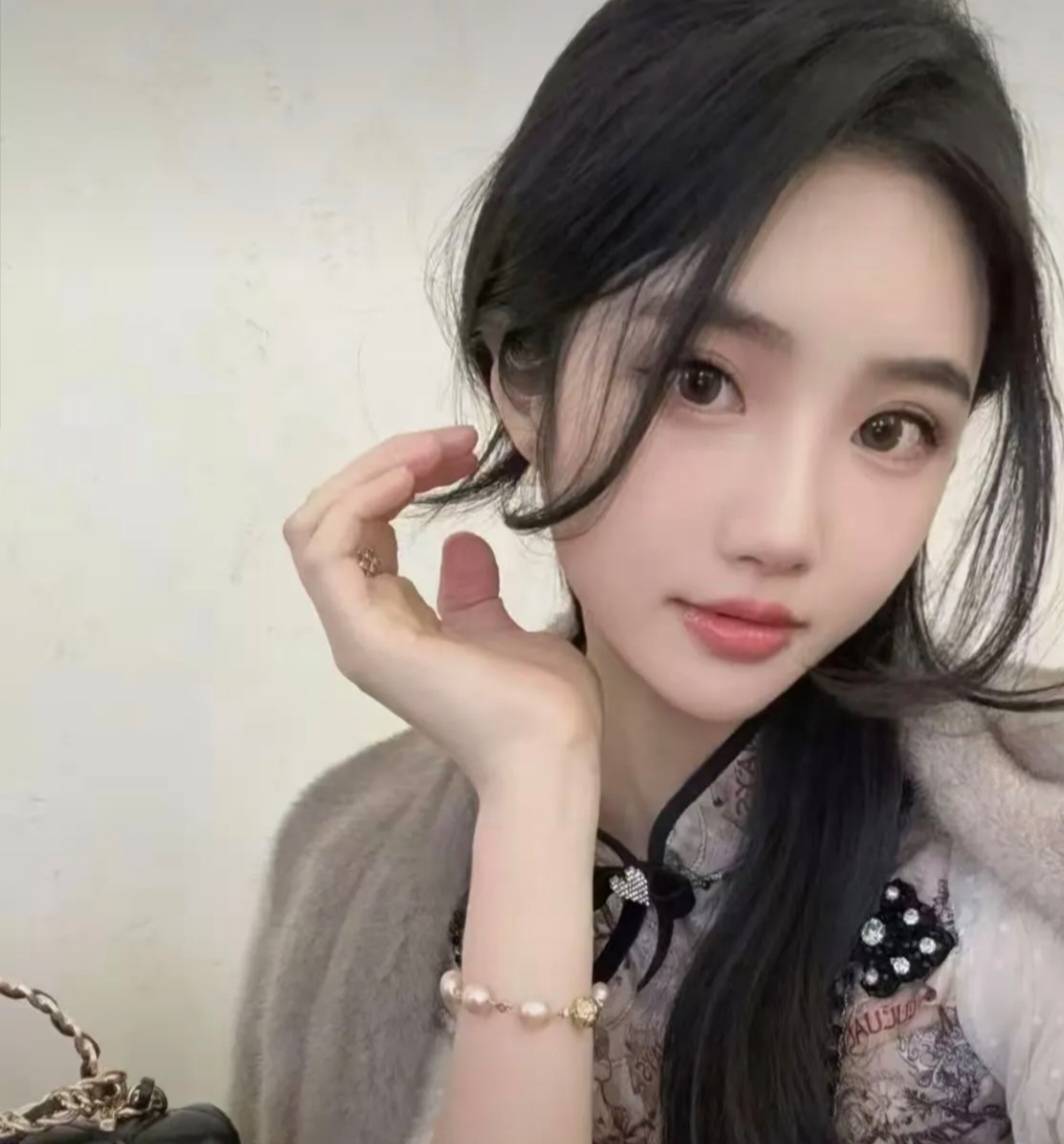 有没有哥哥喜欢我的，弟弟也可以

51 / 作者:阿同特no / 