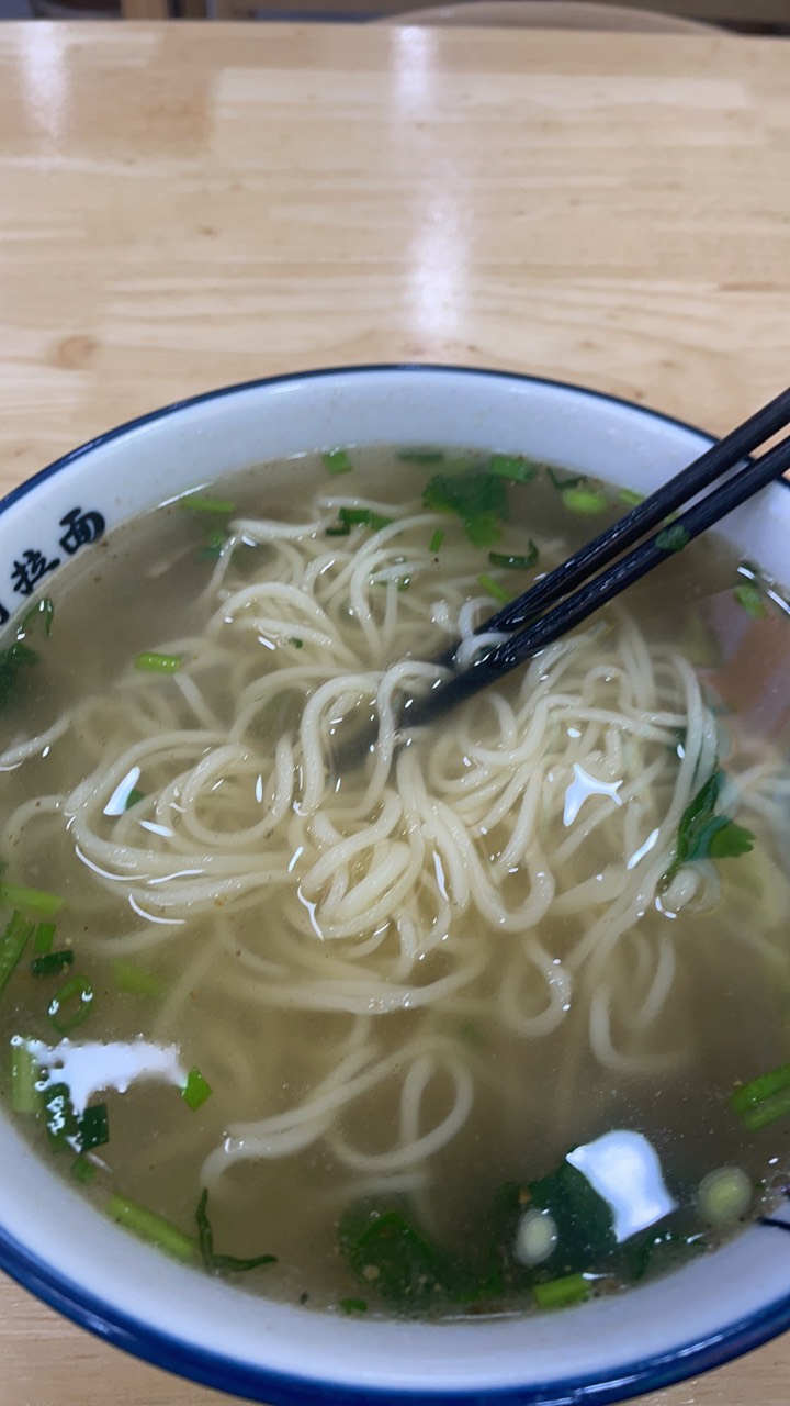看样子有钱得考个中控消芳，破保安都需要这个证那个证

18 / 作者:寻梦青年2 / 