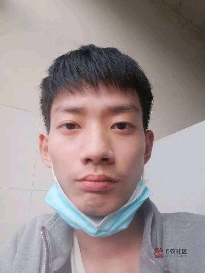 你们愿意为我花100块钱么

18 / 作者:天空的时候给我 / 