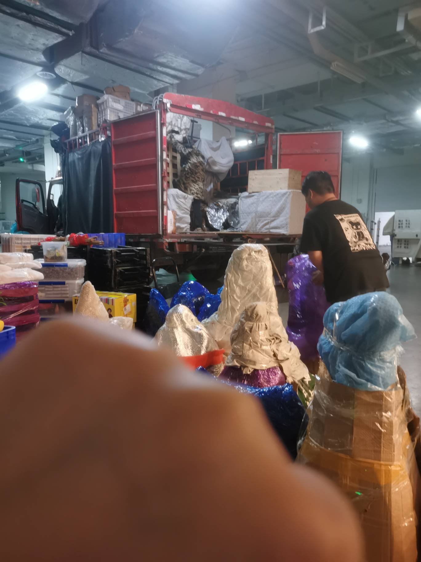 物流大件热腻嘛真不是人干的，还不如跑众包虽然热点，提桶跑路了
90 / 作者:番茄炒土豆 / 