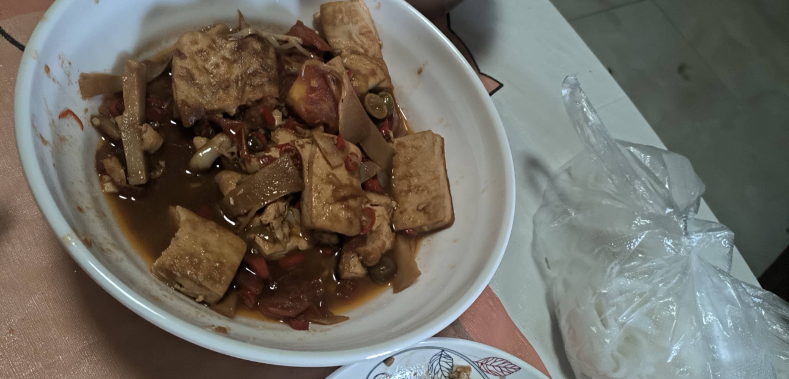 10块钱成本，还是看广告毛得来了看了一个多小时终于吃上了，虽然没有肉，但是很好吃的68 / 作者:大学毕业 / 