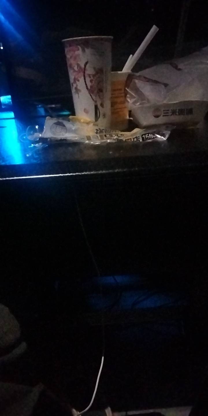 在网吧吃了就是睡，睡醒了吃，肚子越来越大了，怎么才能减肥啊


74 / 作者:宁波躺平老哥 / 